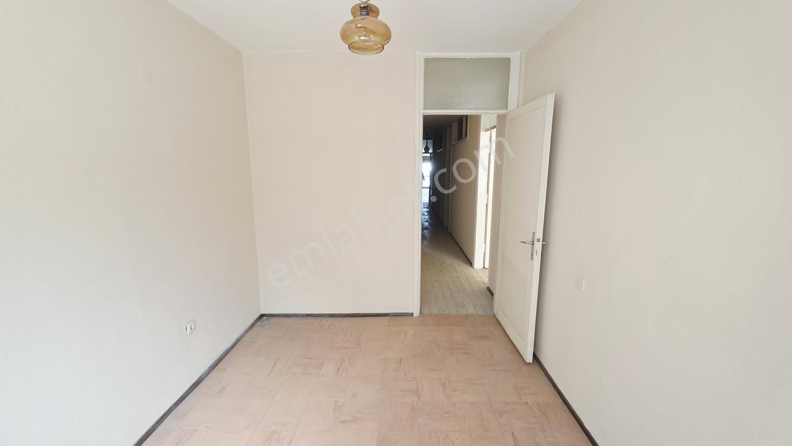 Kuşadası Marina Karşısı | Deniz Manzaralı 190 M² Geniş Daire - Görsel 18