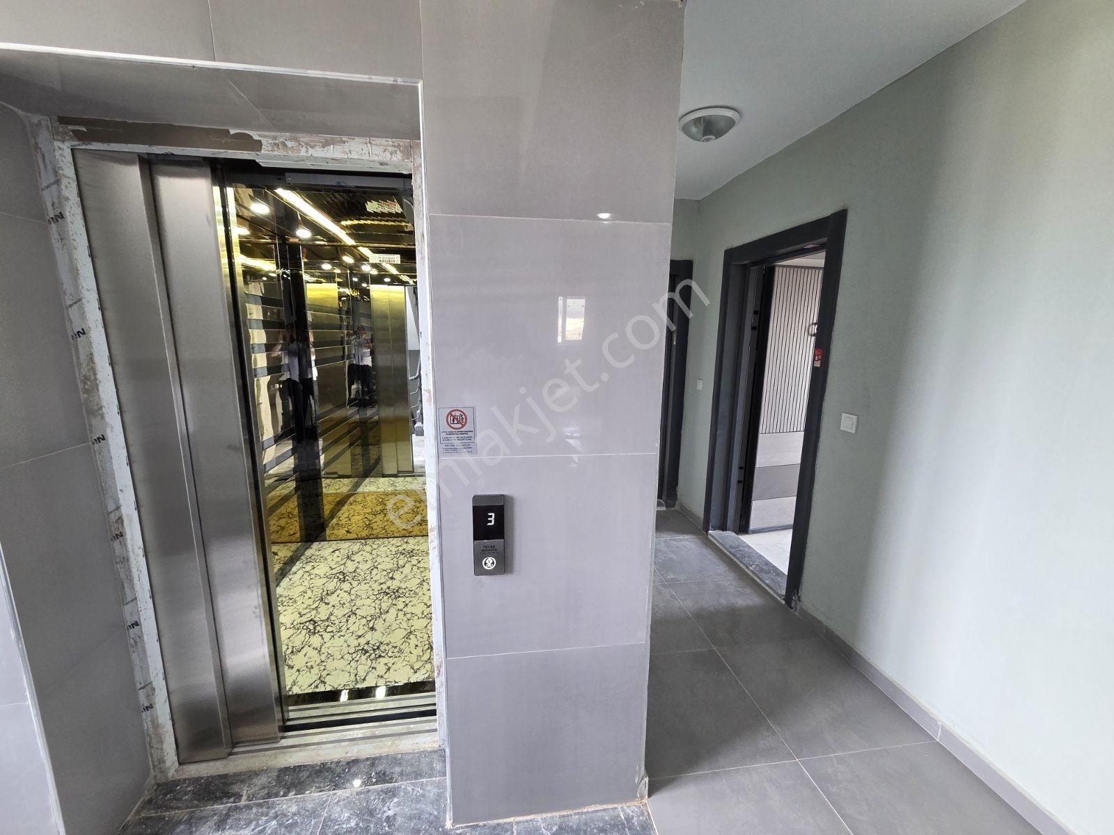 Varsak Karşıyakada Havuzlu Site İçinde 1+1 Satılık Daire - Görsel 9