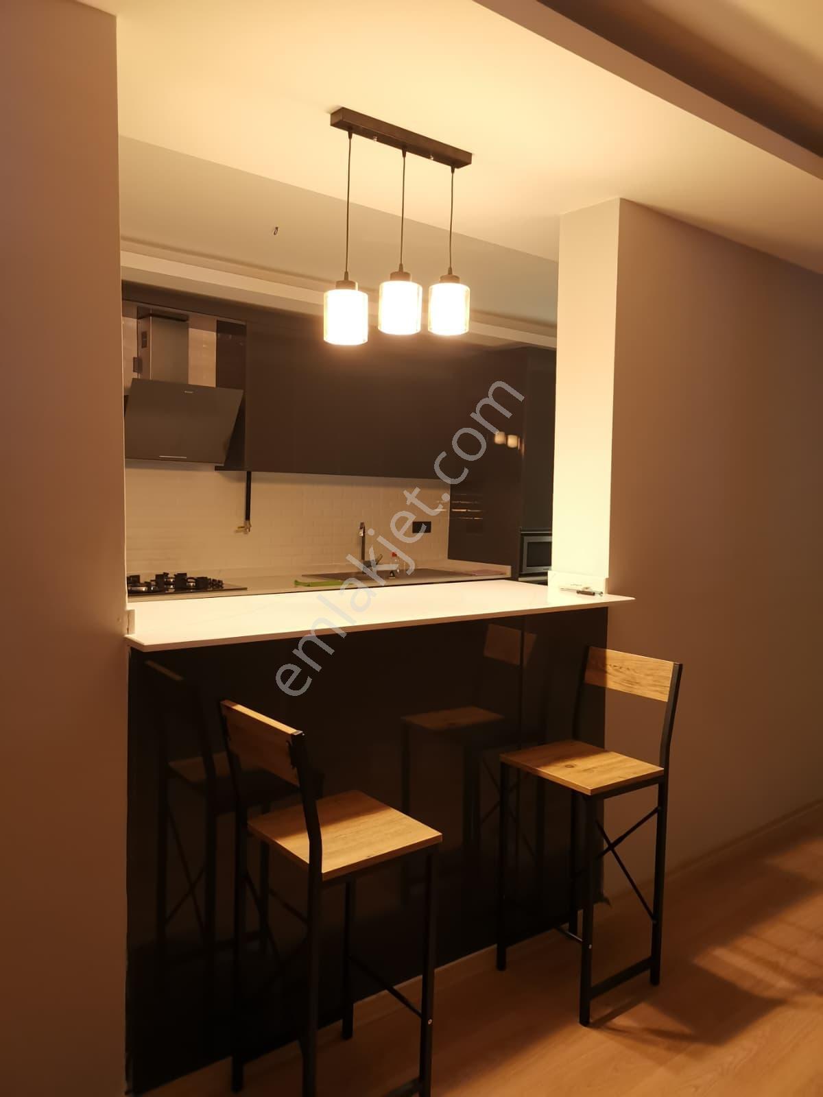 Mükemmel Lokasyon 3+1 Kiralık - Görsel 2