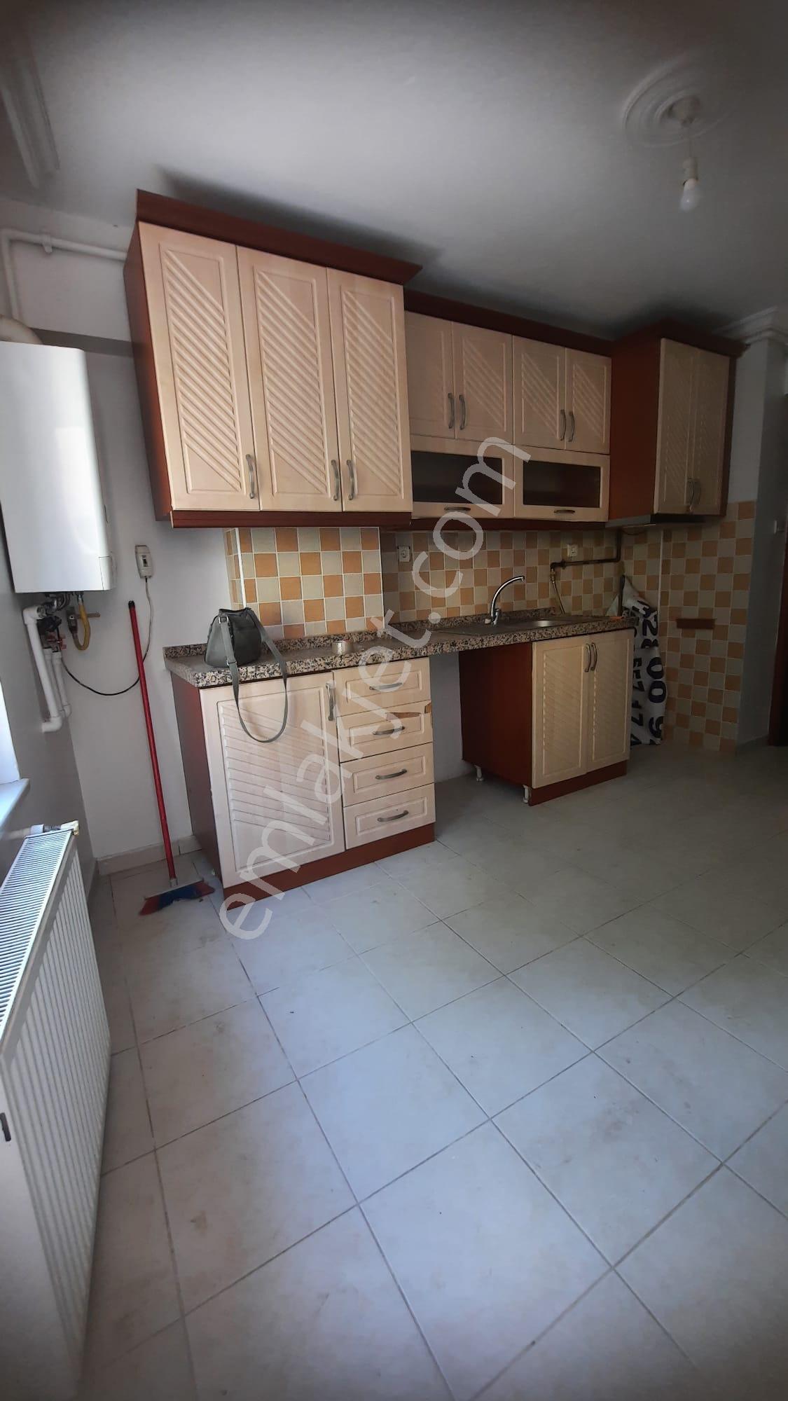 Karaağaç Mah. Merkezi Konumda, Geniş Ve Masrafsız 3+1 2. Kat Kiralık Daire - Görsel 18