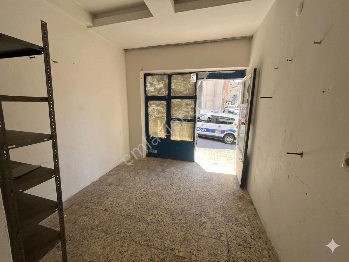 Kiralık Depolu Pendik Esenyalı Mahallesi - Görsel 9