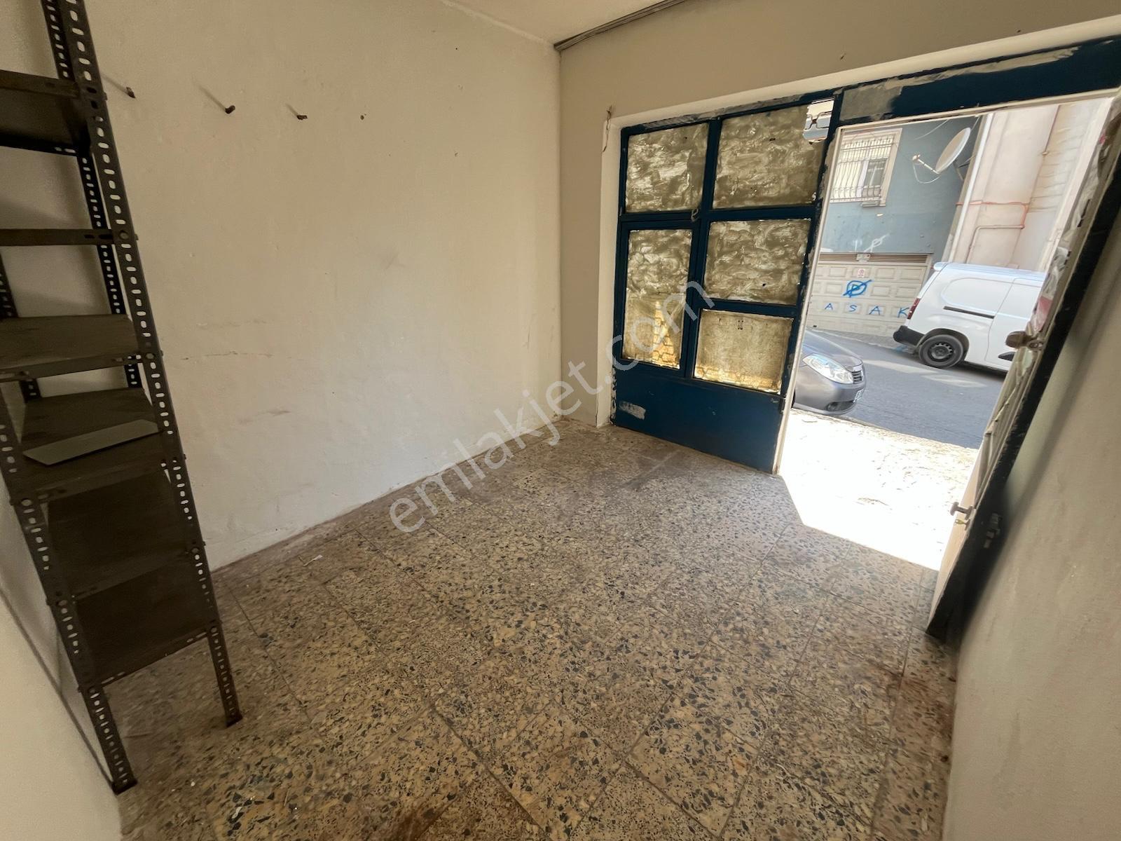 Kiralık Depolu Pendik Esenyalı Mahallesi - Görsel 13