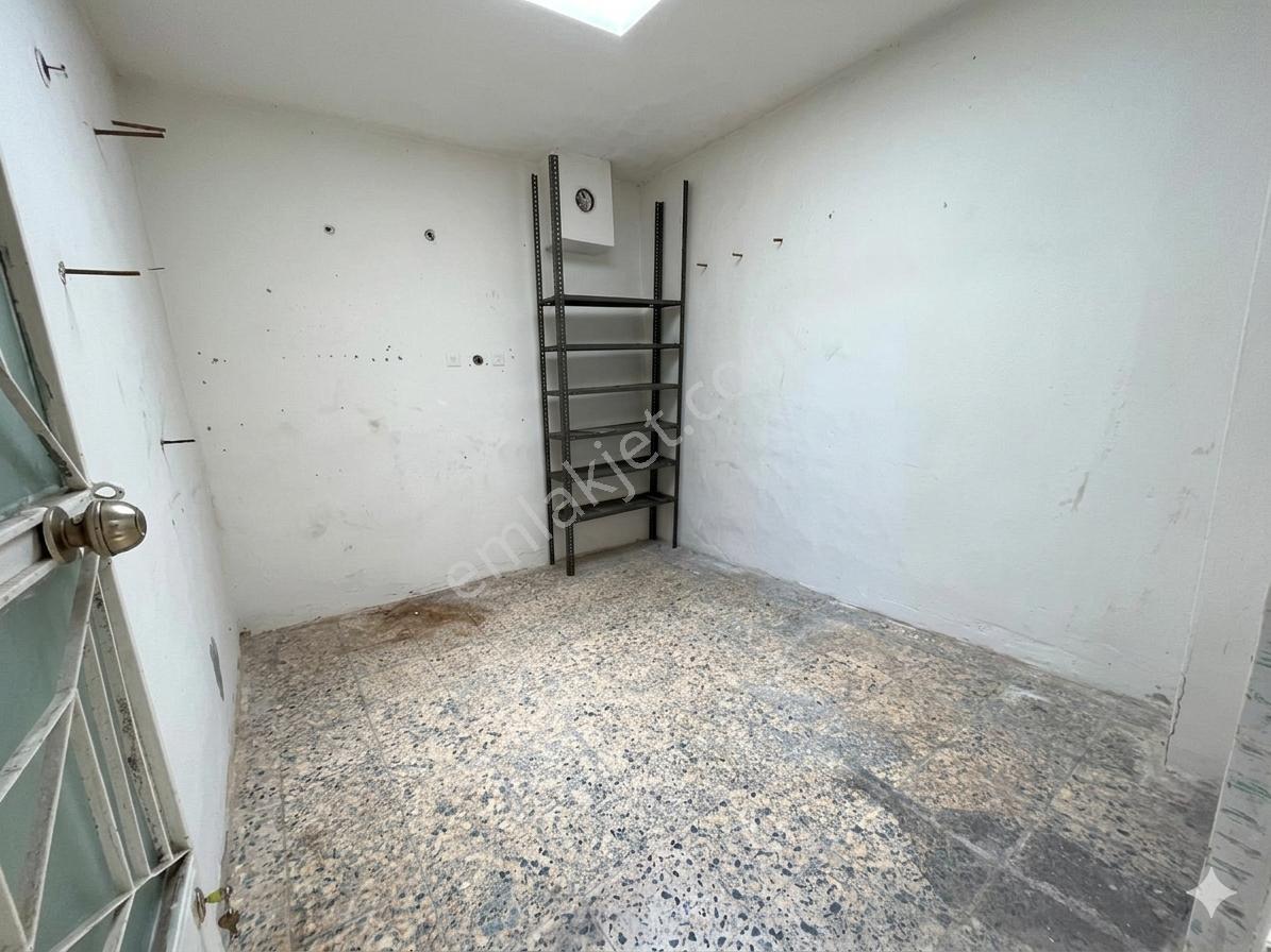 Kiralık Depolu Pendik Esenyalı Mahallesi - Görsel 6