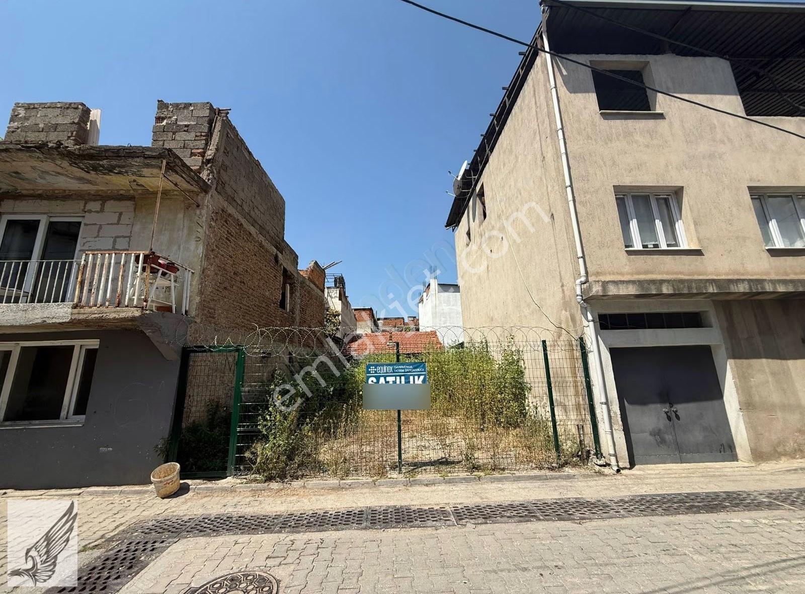 Bornova Çamdibi Yüzde Yüz 2 Kat İmar 241 M² Satılık Arsa