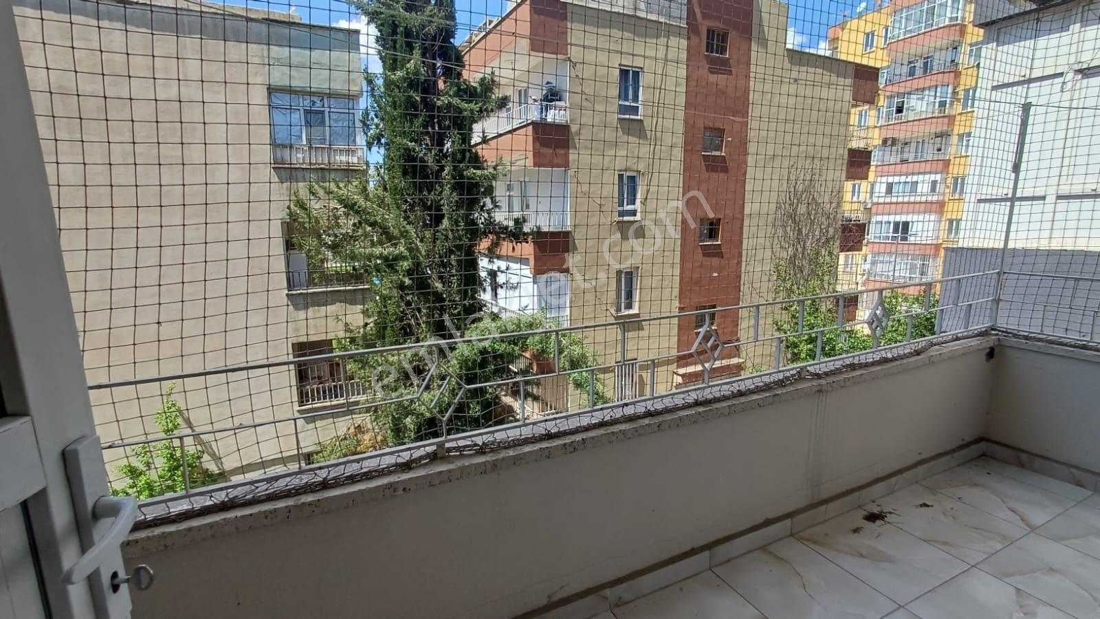 Güzel Emlak Tan Merkezi Konumda Kiralık - Görsel 12