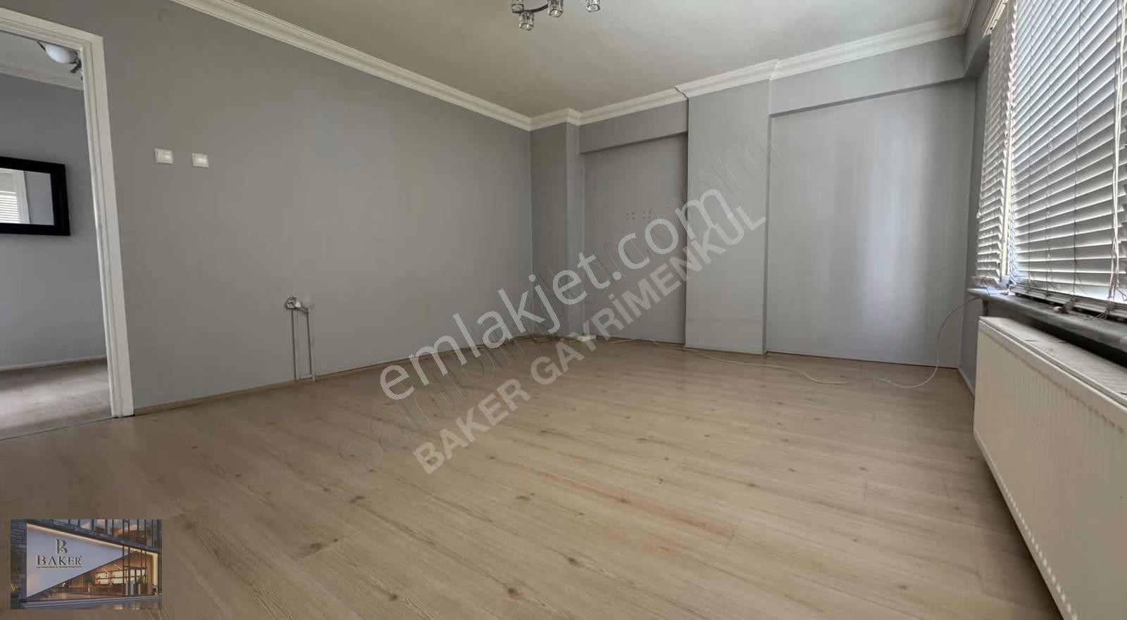 Baker'den Çırpan'da 2+1 Cadde Üstü Kiralık Daire - Görsel 12
