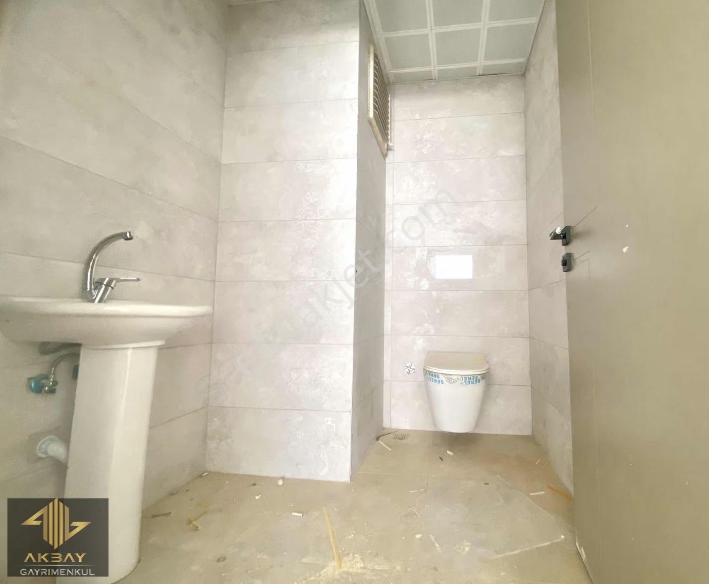 40'lık Yolda İskanlı Aboneli Kiralık İşyeri - Görsel 8
