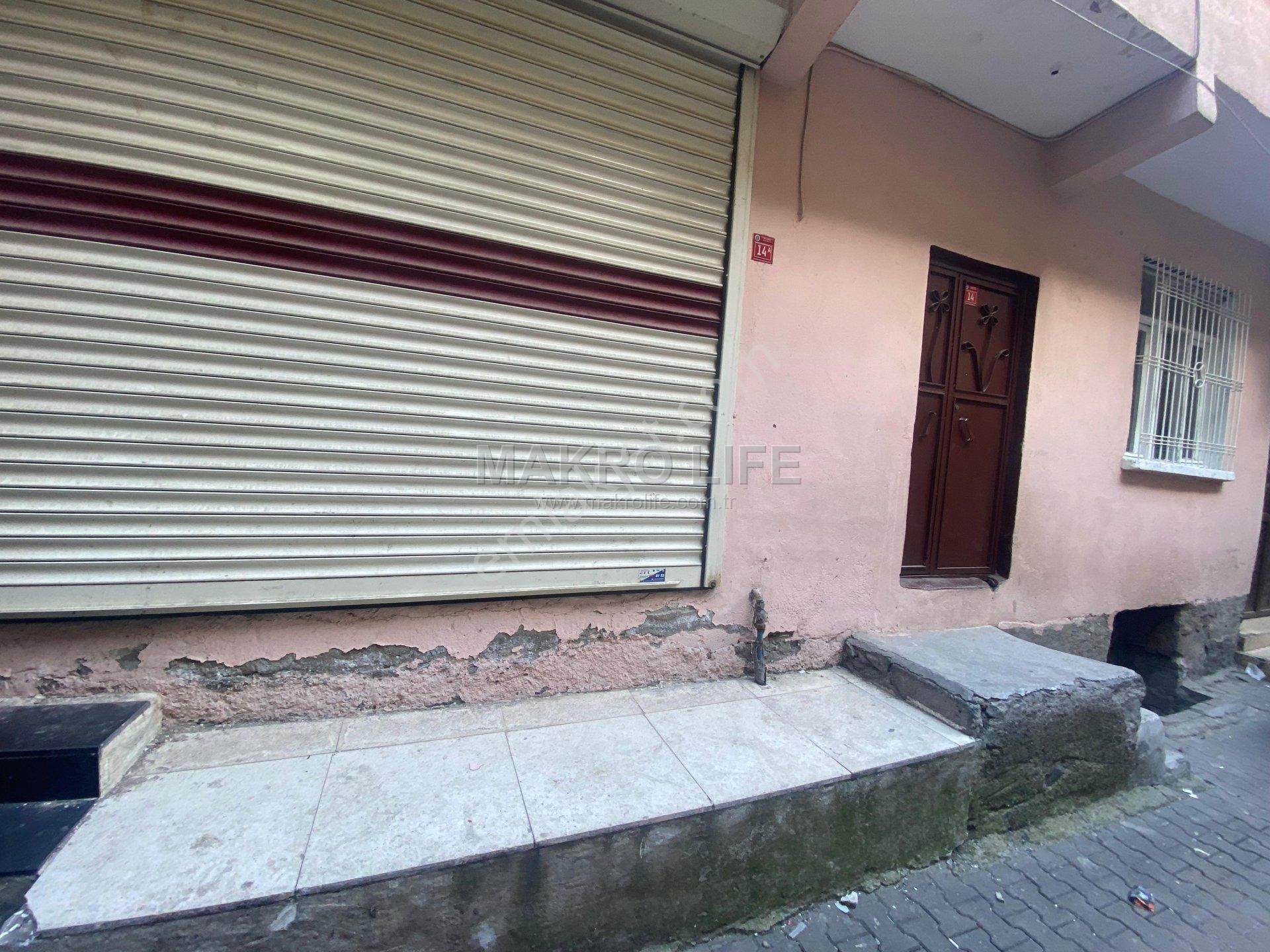 İskan Evlerinde Satılık 3 Katlı Bina - Görsel 24