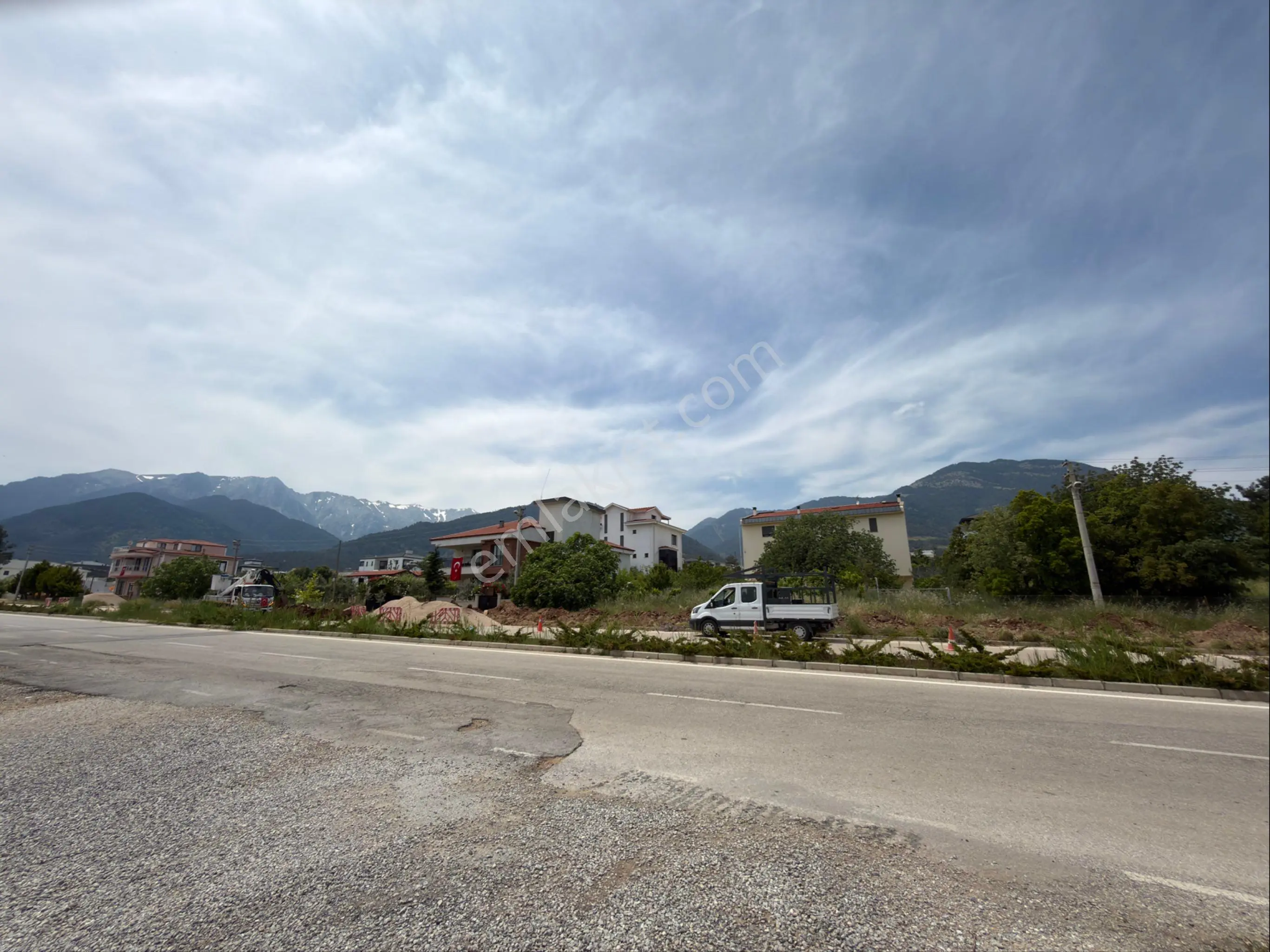 Denizli Hallaçlar Da 860 M2 Cadde Üzerinde Satılık Köşe Parsel - Görsel 4