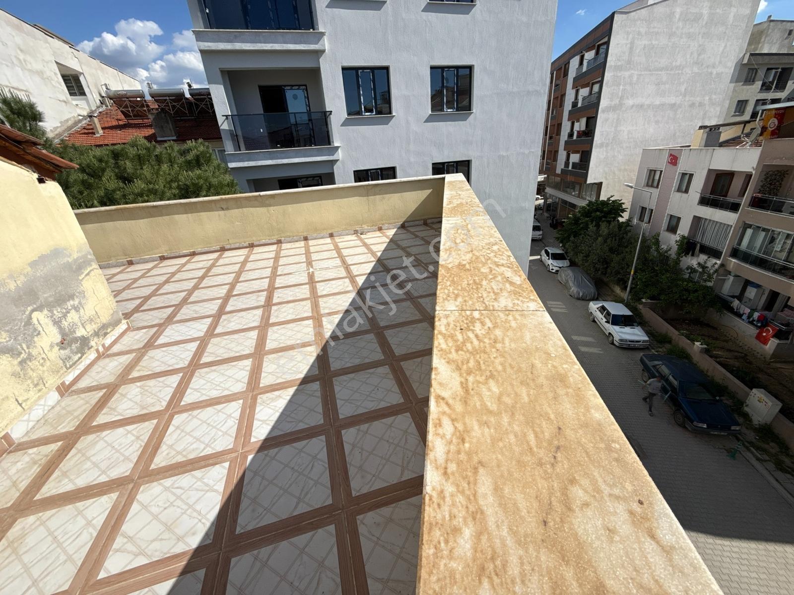 Satılık Muradiye Mh 4+1 150m2 7 Yasında Dubleks Daire - Görsel 24