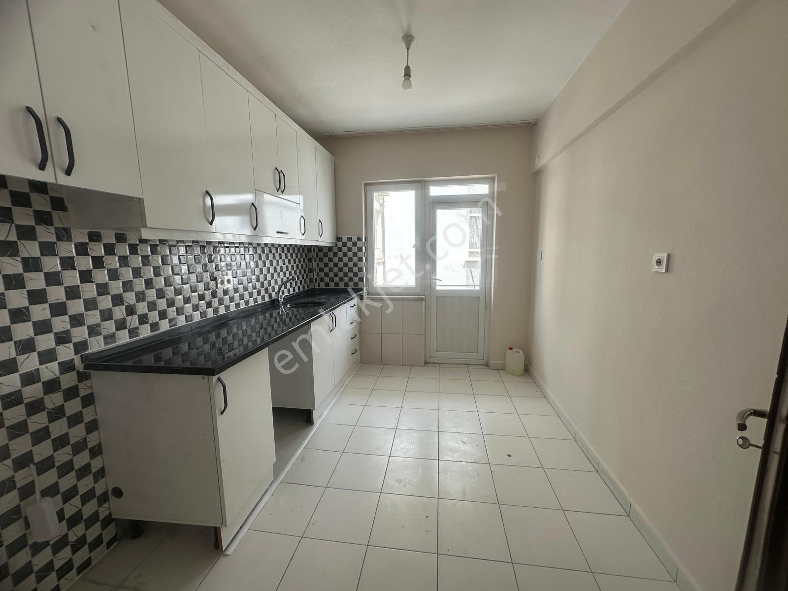 Alanya Güllerpınarı Mah.çimen Otel Sokağı Kiralık 2+1 Daire - Görsel 15