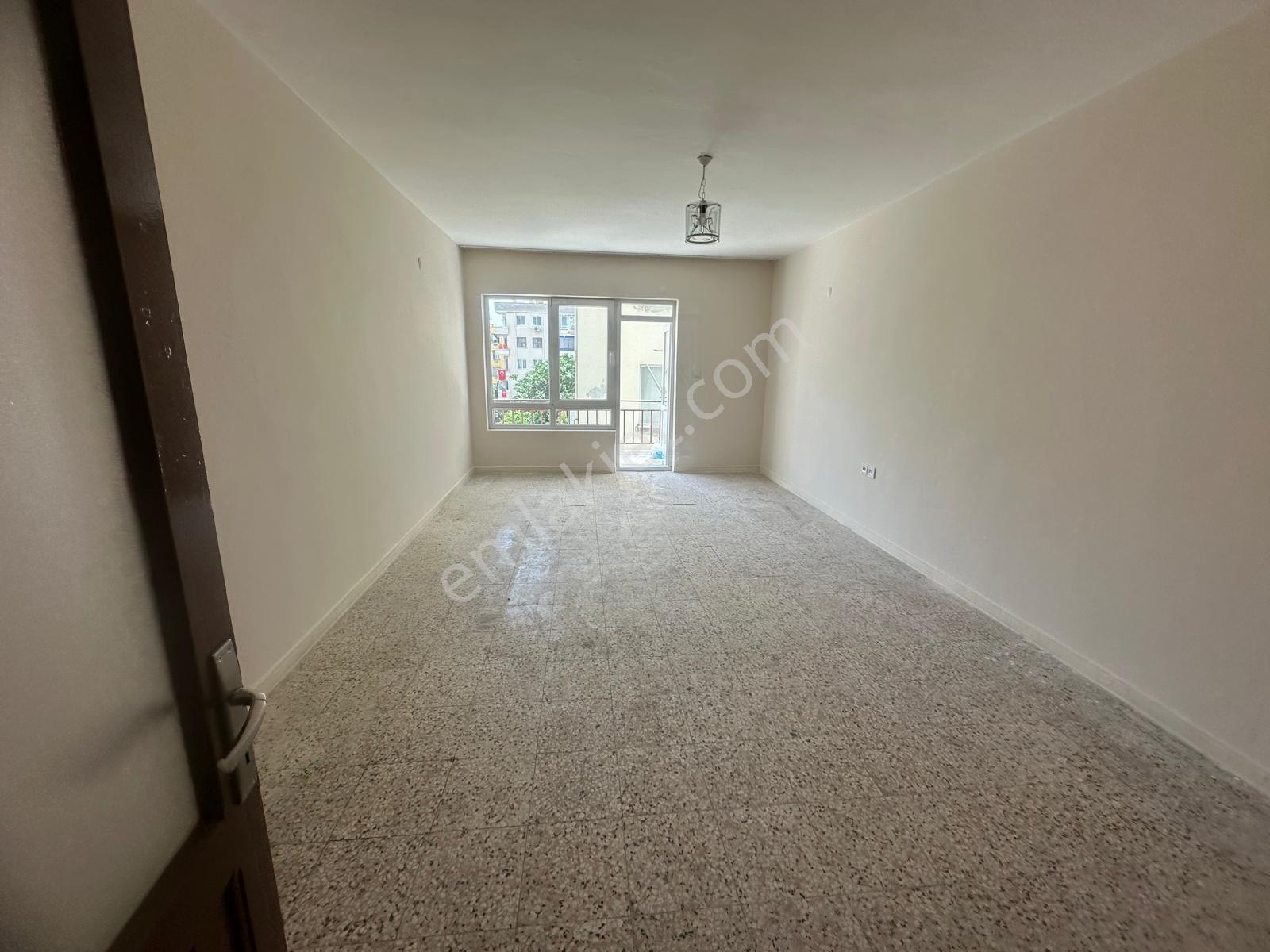 Alanya Güllerpınarı Mah.çimen Otel Sokağı Kiralık 2+1 Daire - Görsel 12
