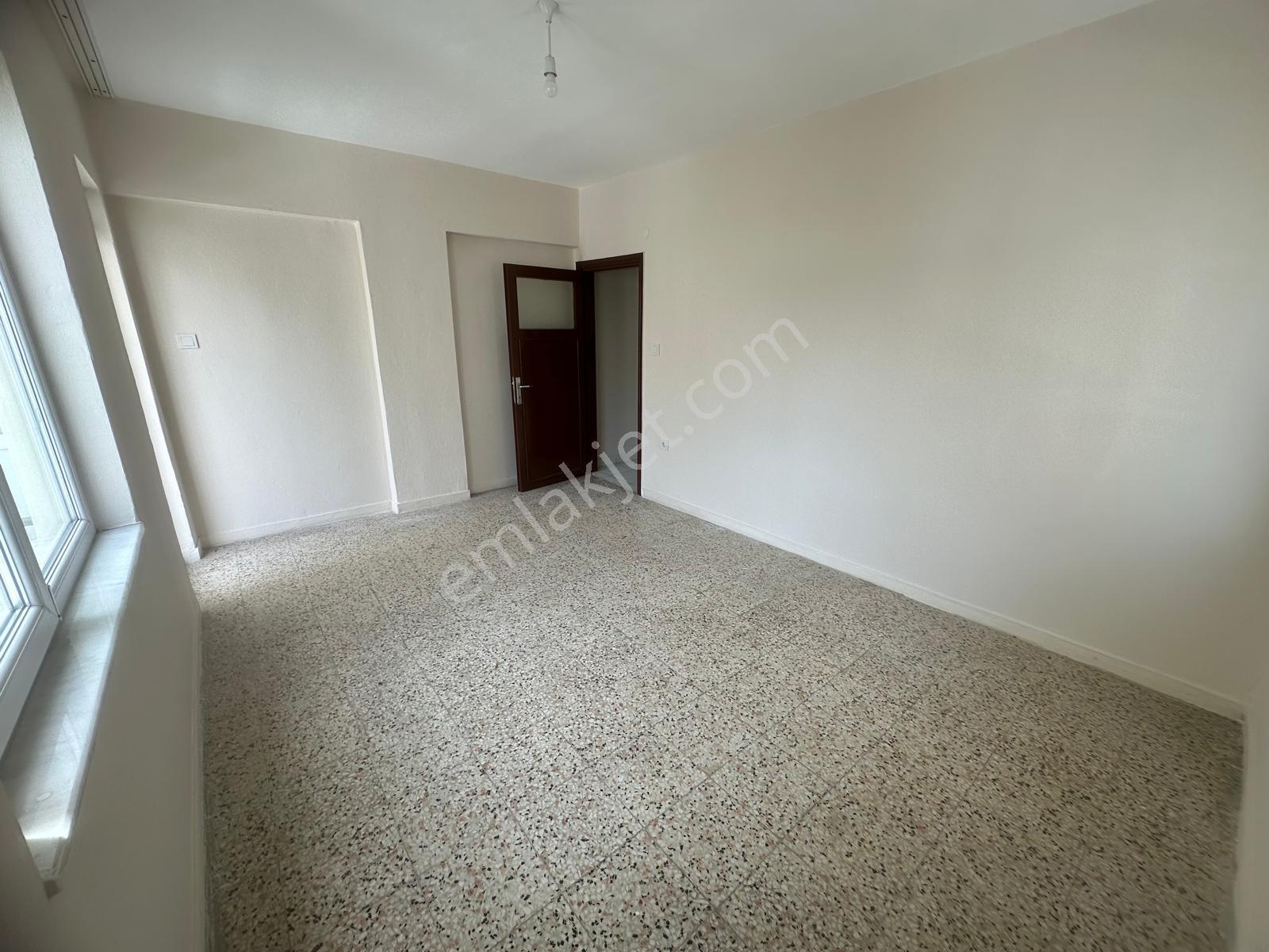 Alanya Güllerpınarı Mah.çimen Otel Sokağı Kiralık 2+1 Daire - Görsel 5