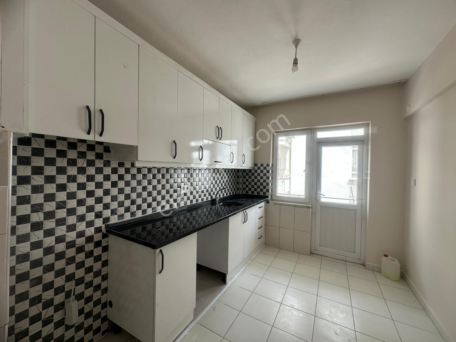 Alanya Güllerpınarı Mah.çimen Otel Sokağı Kiralık 2+1 Daire - Görsel 17