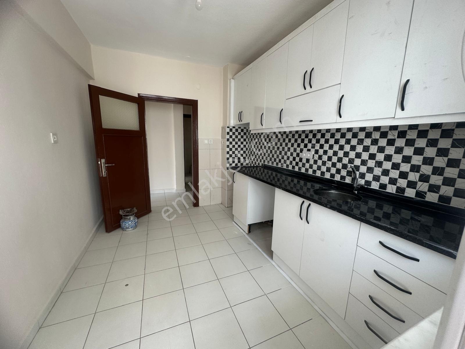 Alanya Güllerpınarı Mah.çimen Otel Sokağı Kiralık 2+1 Daire - Görsel 18