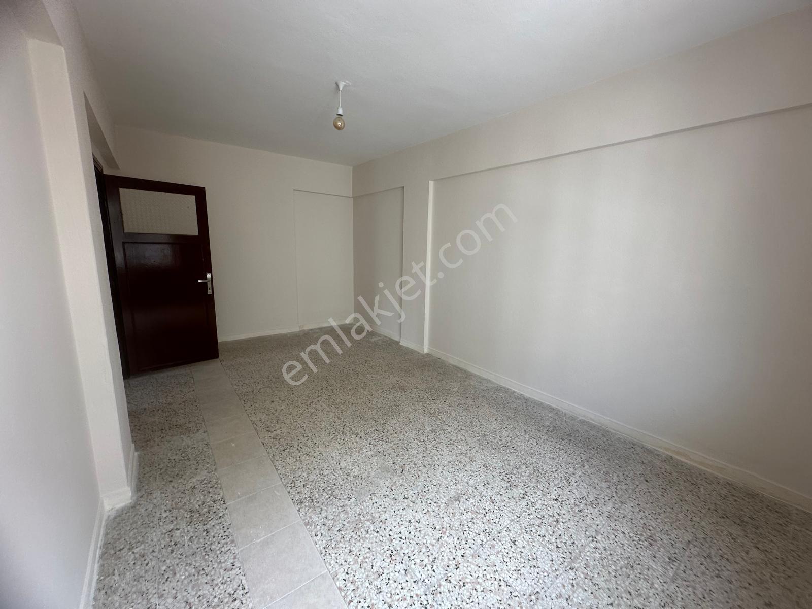 Alanya Güllerpınarı Mah.çimen Otel Sokağı Kiralık 2+1 Daire - Görsel 7
