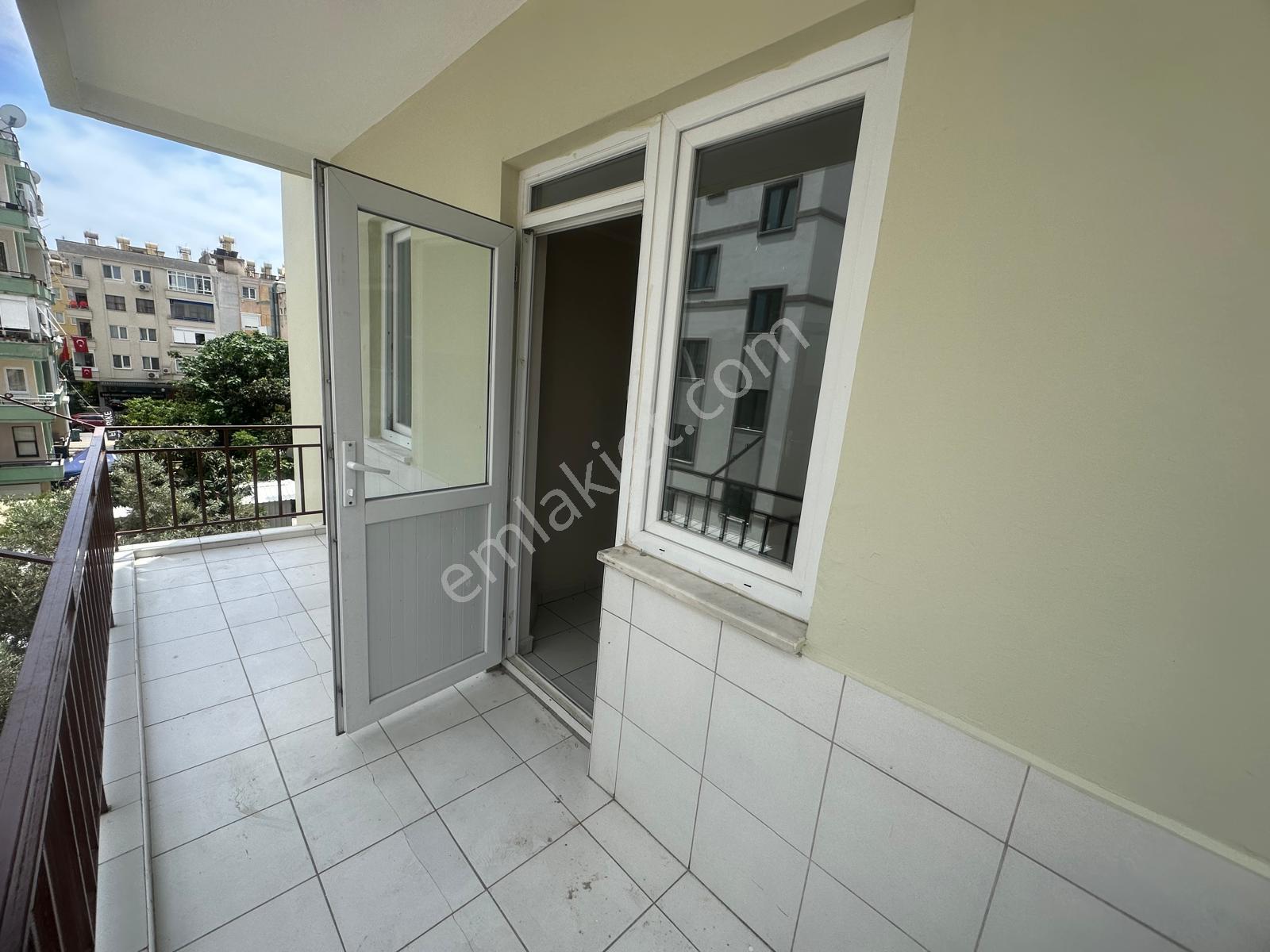 Alanya Güllerpınarı Mah.çimen Otel Sokağı Kiralık 2+1 Daire - Görsel 25