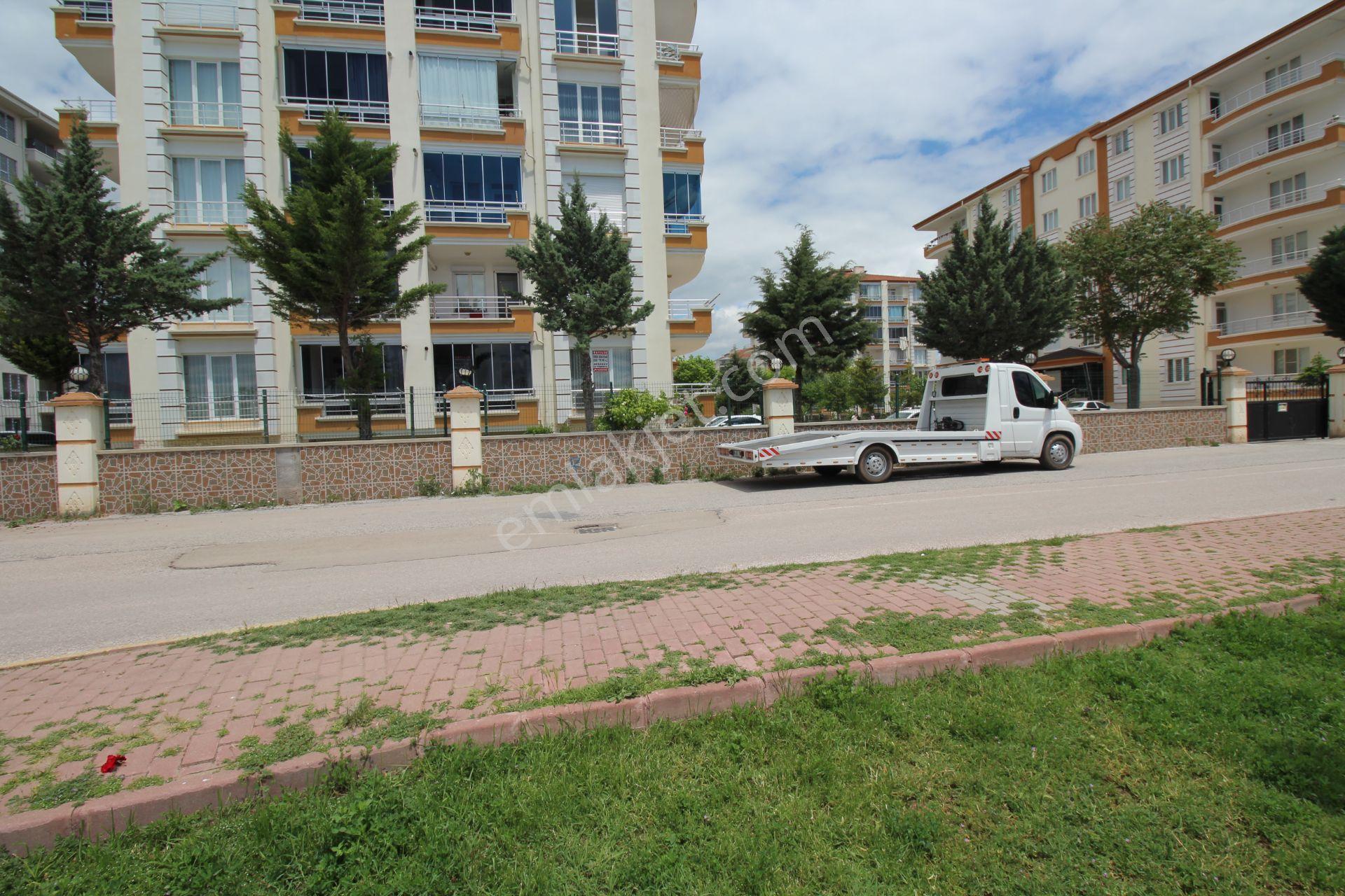 Aksaray Nakkaşda Site İçinde Parka Cephe Satılık 2+1 Geniş Daire - Görsel 12