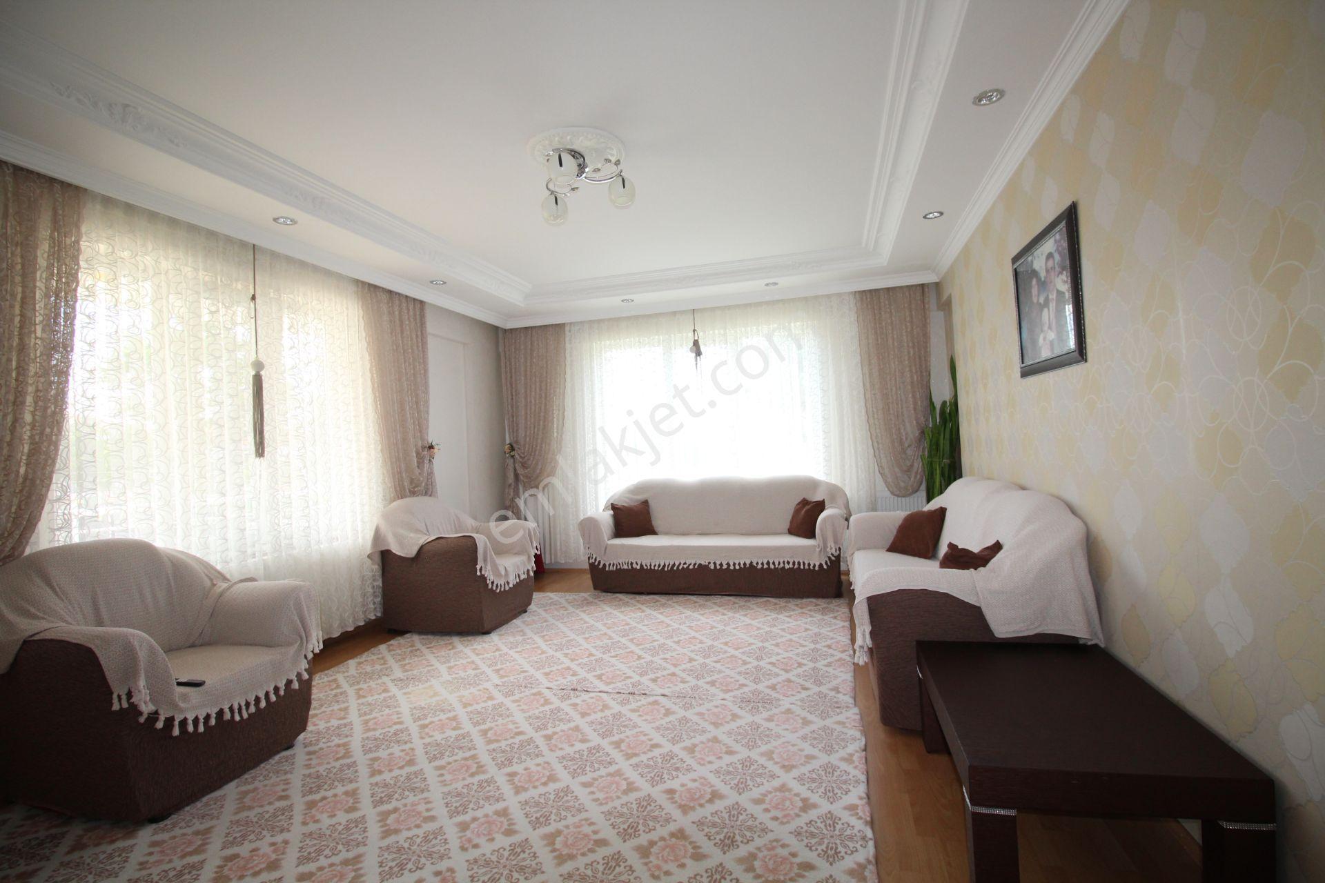 Aksaray Nakkaşda Site İçinde Parka Cephe Satılık 2+1 Geniş Daire - Görsel 22