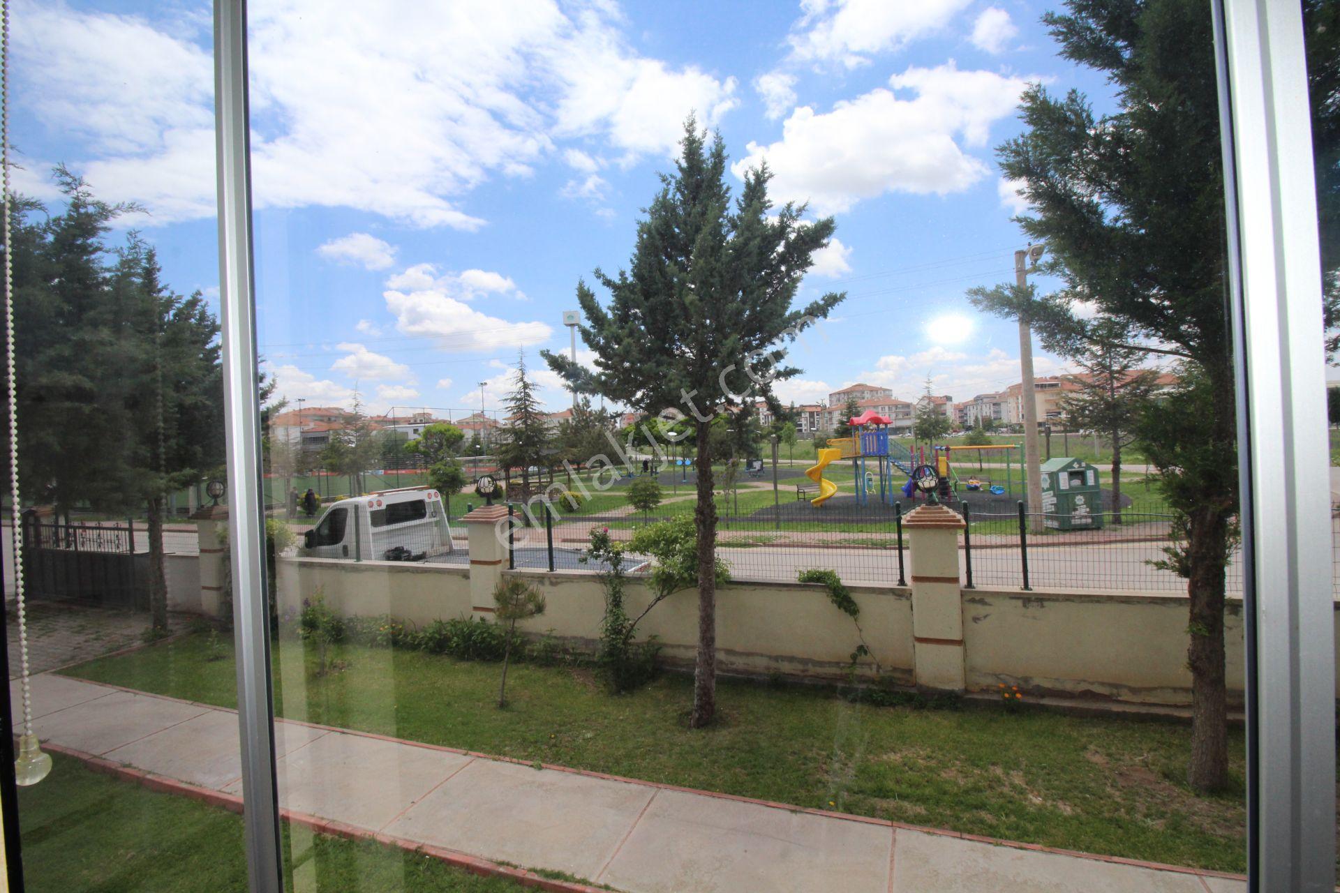 Aksaray Nakkaşda Site İçinde Parka Cephe Satılık 2+1 Geniş Daire - Görsel 20