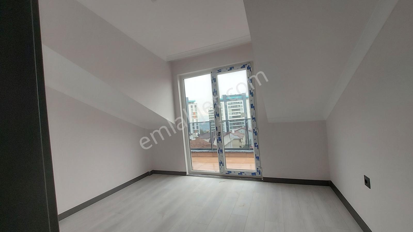 Bağçeşme Satılık Asansörlü Sıfır 3+1 Dubleks Daire - Görsel 15