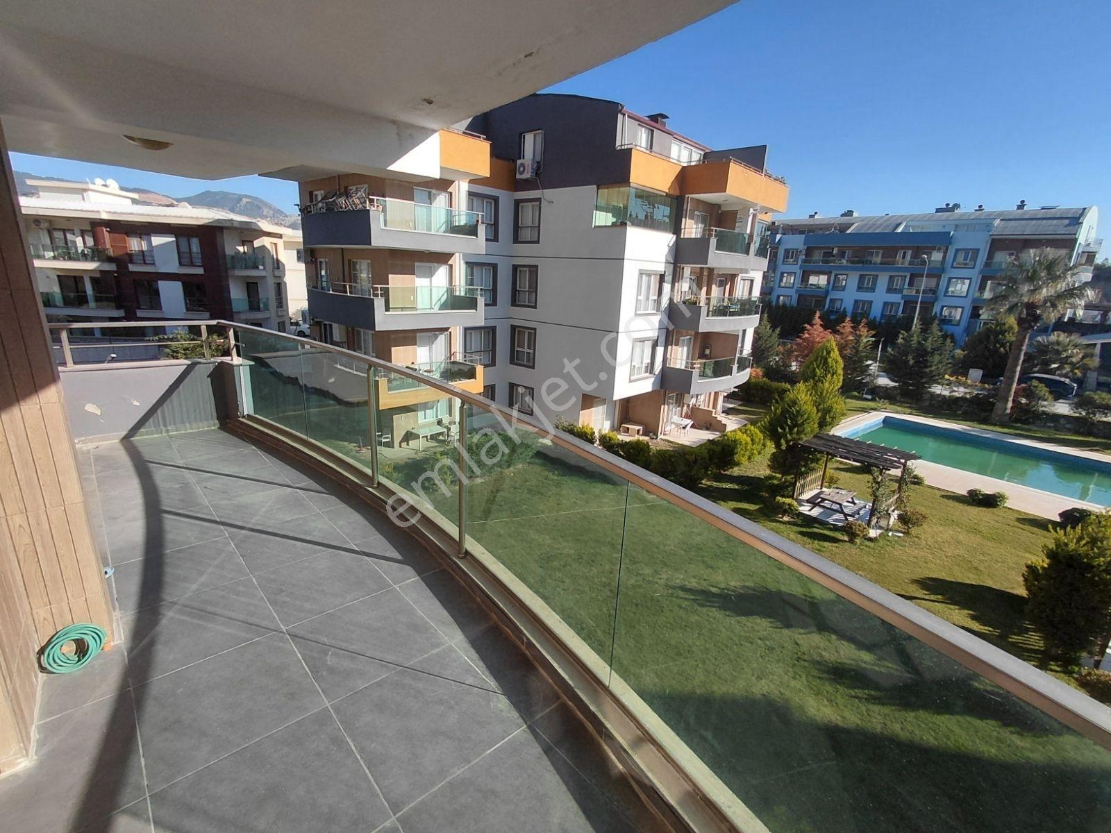 ** Havuzlu Sitede, Satılık, Masrafsız Ve Geniş Daire !!! - Görsel 17