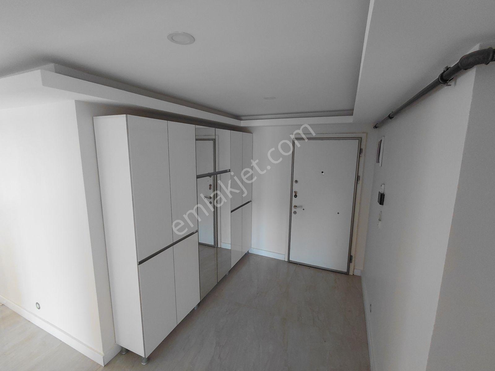 ** Havuzlu Sitede, Satılık, Masrafsız Ve Geniş Daire !!! - Görsel 8