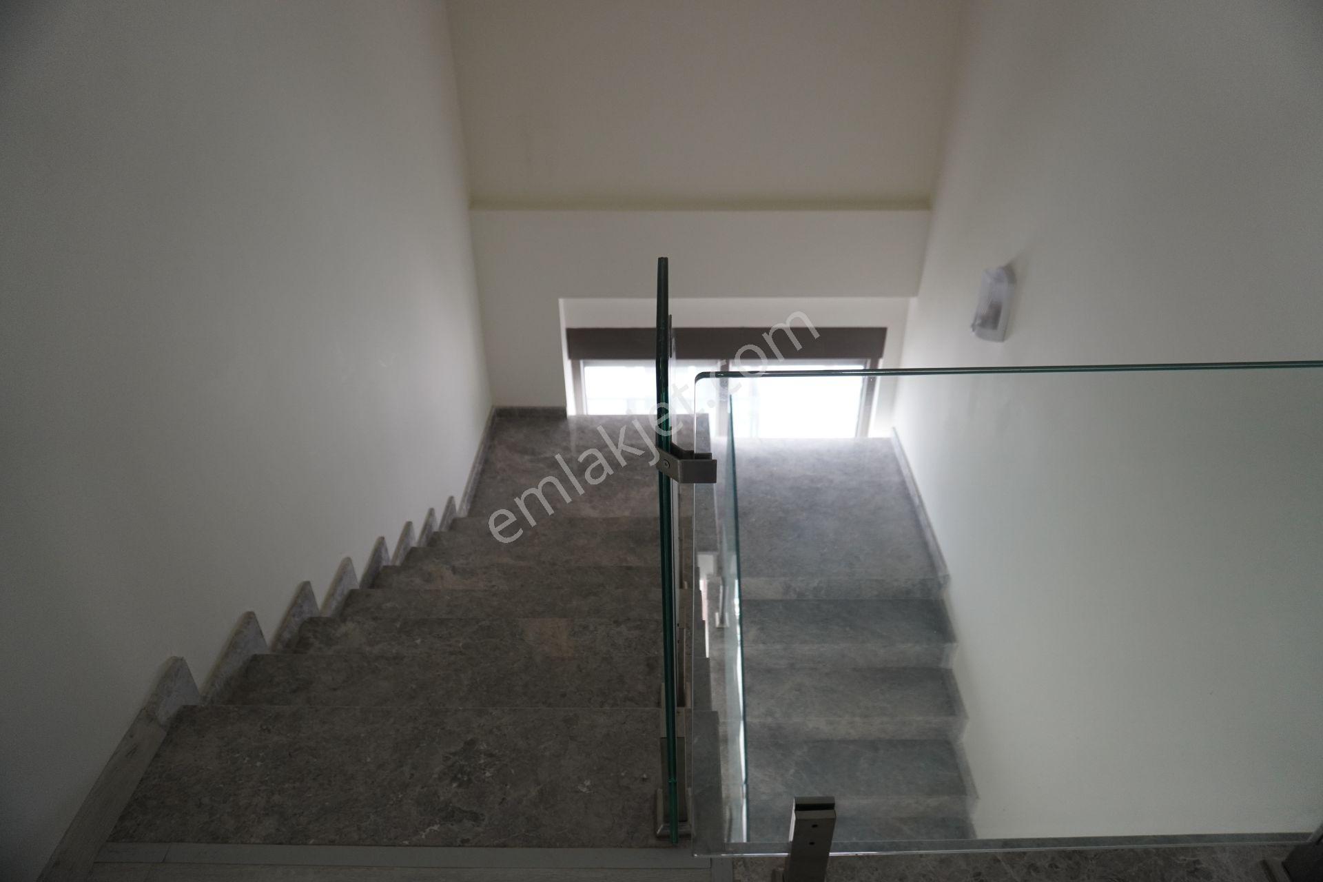 Manavgat Sarılarda Sıfır 3+1 Dubleks Kiralık Daire - Görsel 21
