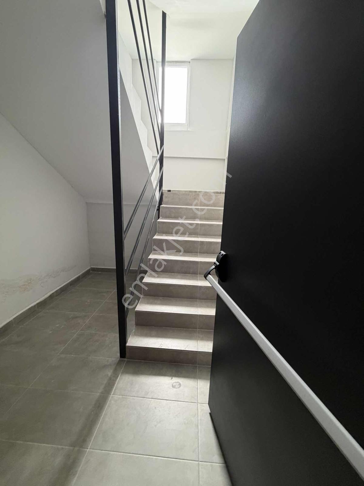 Deniz Manzaralı Eşyalı Kiralık 2 + 1 Daire - Görsel 33