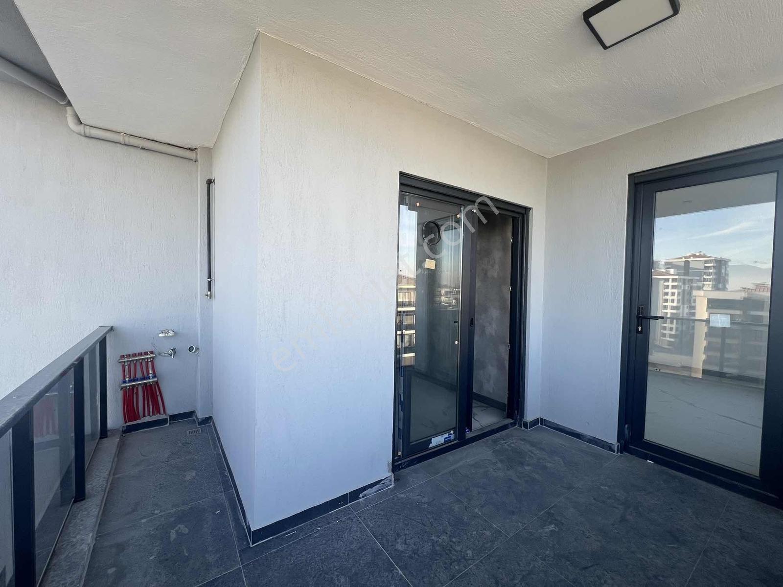 Şehzade'den Şemikler'de 2+1 Havuzlu Site İçi Satılık Daire - Görsel 9