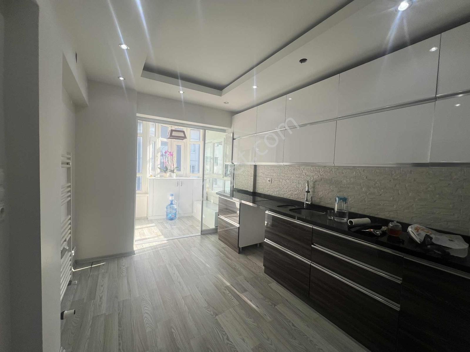 Şehzade'den Yenişehir'de 3+1 Kullanışlı Kiralık Daire - Görsel 27
