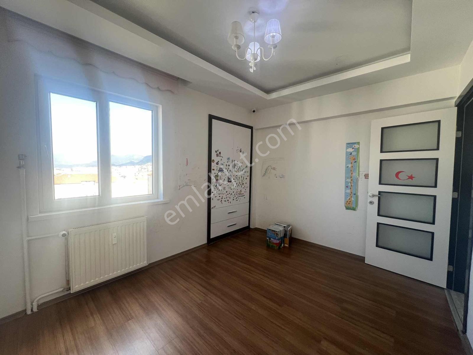 Şehzade'den Yenişehir'de 3+1 Kullanışlı Kiralık Daire - Görsel 24