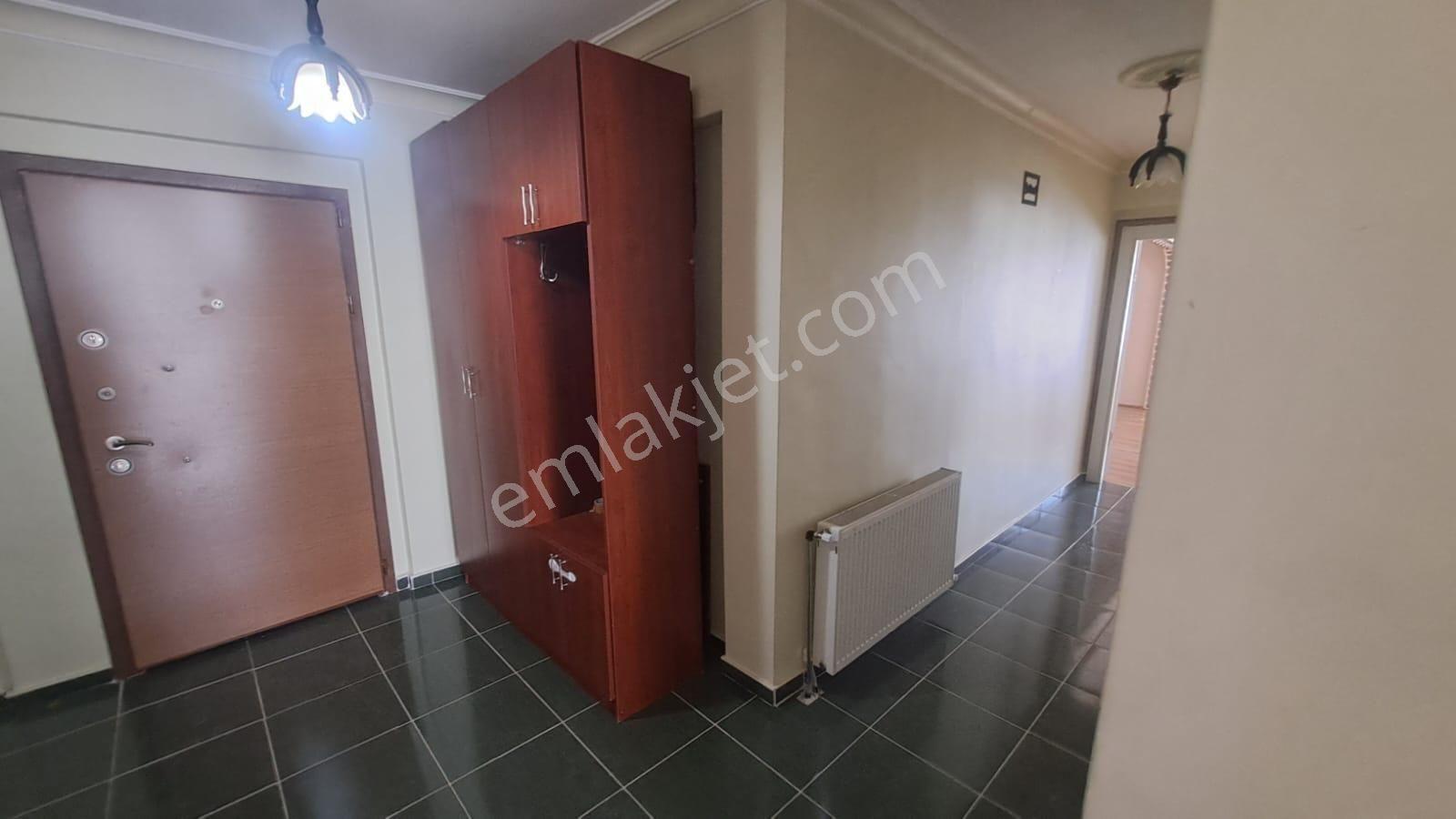 Yakacık'ta Satılık 5+2 Dublex Çift Mutfak Masrafsız Daire - Görsel 18