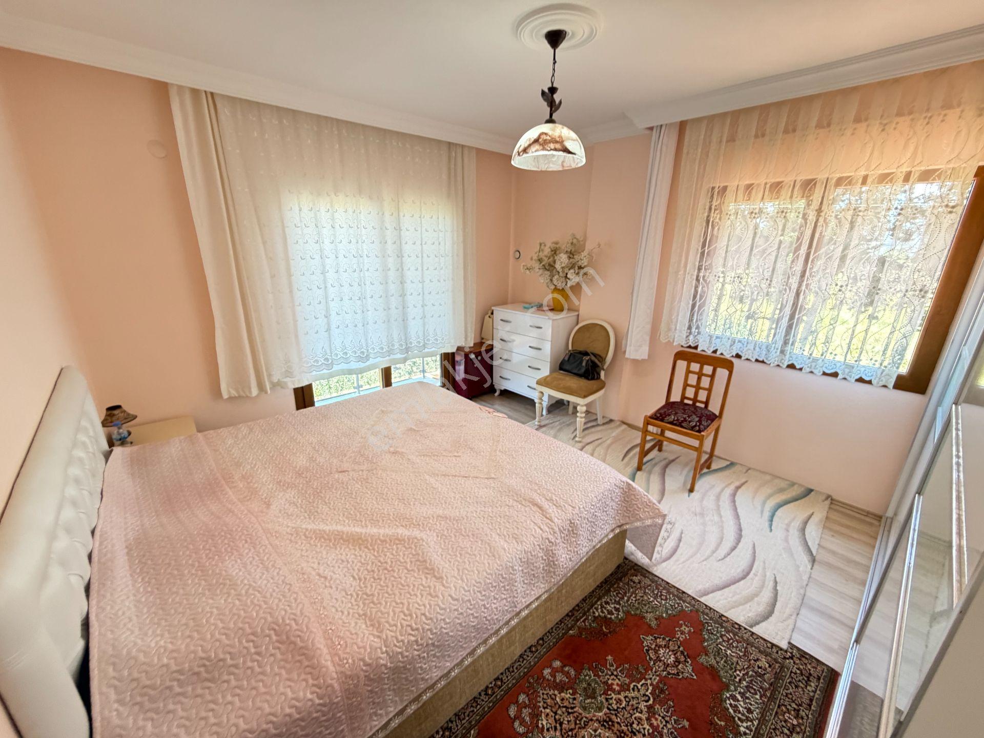 Seferihisar Doğanbey'de Satılık 4+1 Tek Müstakil Bahceli Villa - Görsel 28