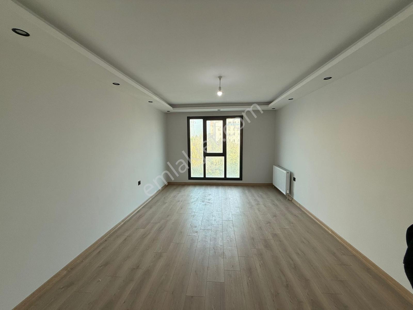 Firüzköy Bulvarına Yakın Otoparklı Aile Sitesinde 2+1 Lüx Daire - Görsel 4