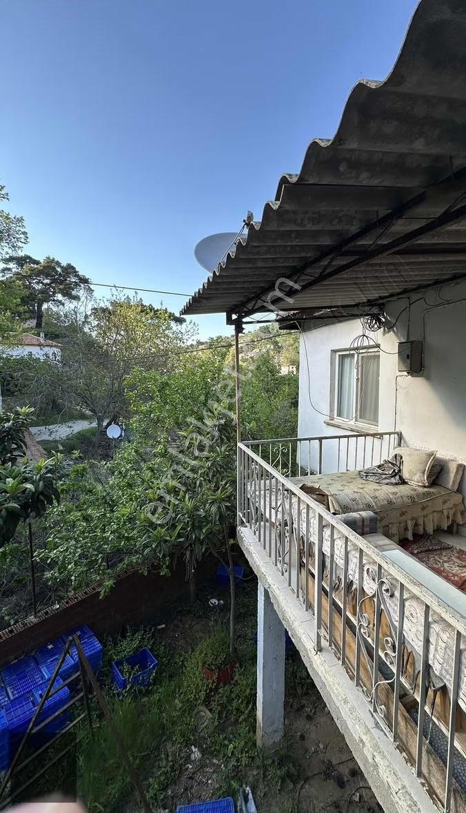 Balıkesir Süberlidere'de Müstakil Ev, 2+1, 85m², 405m² Bahçeli - Görsel 4