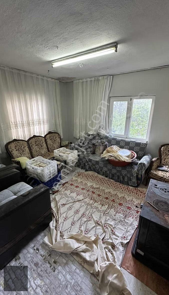 Balıkesir Süberlidere'de Müstakil Ev, 2+1, 85m², 405m² Bahçeli - Görsel 16