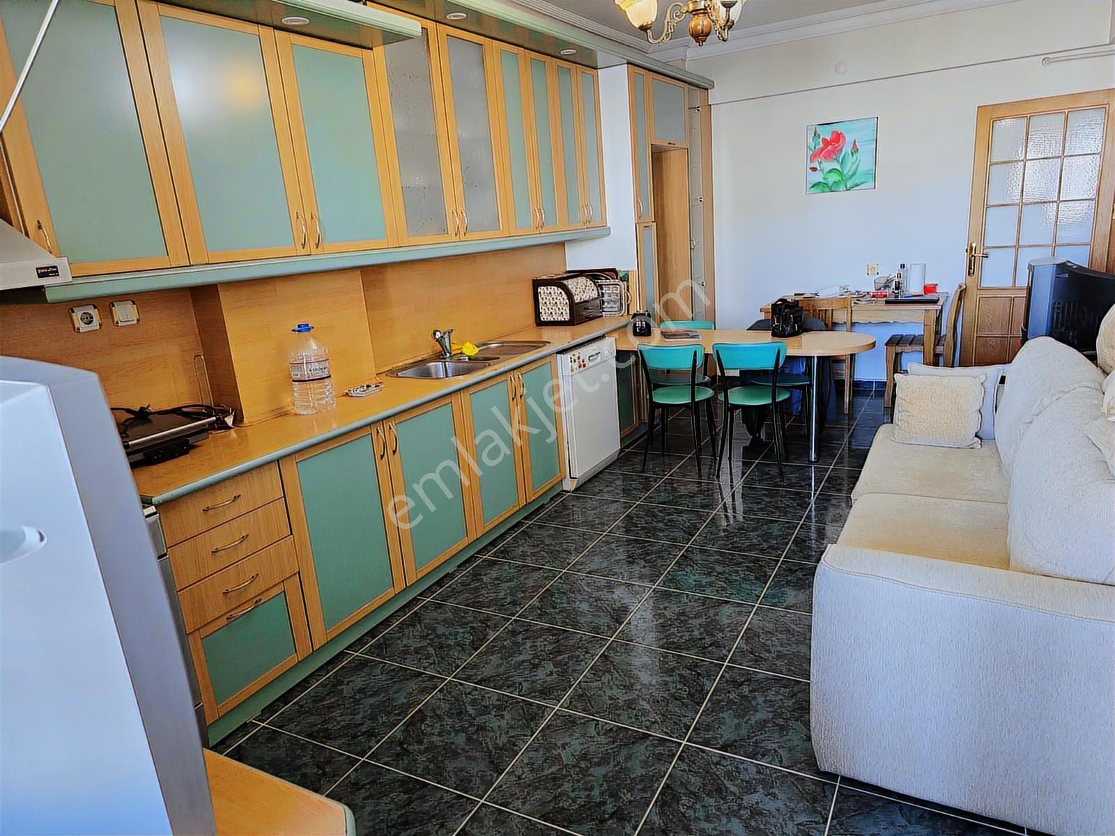 Büyük Fırsat !!! Remax Hürden Şehrin Merkezinde Eşyalı Daire. - Görsel 2