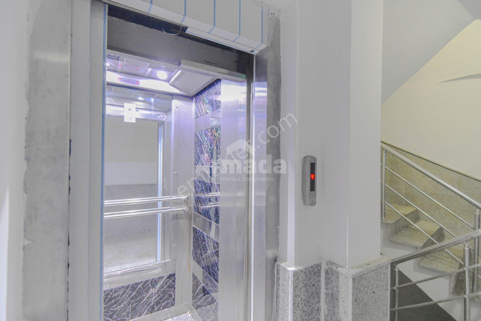 Kuşadasının Kalbinde Satılık 3+1 Çatı Dubleks Daire - Görsel 25