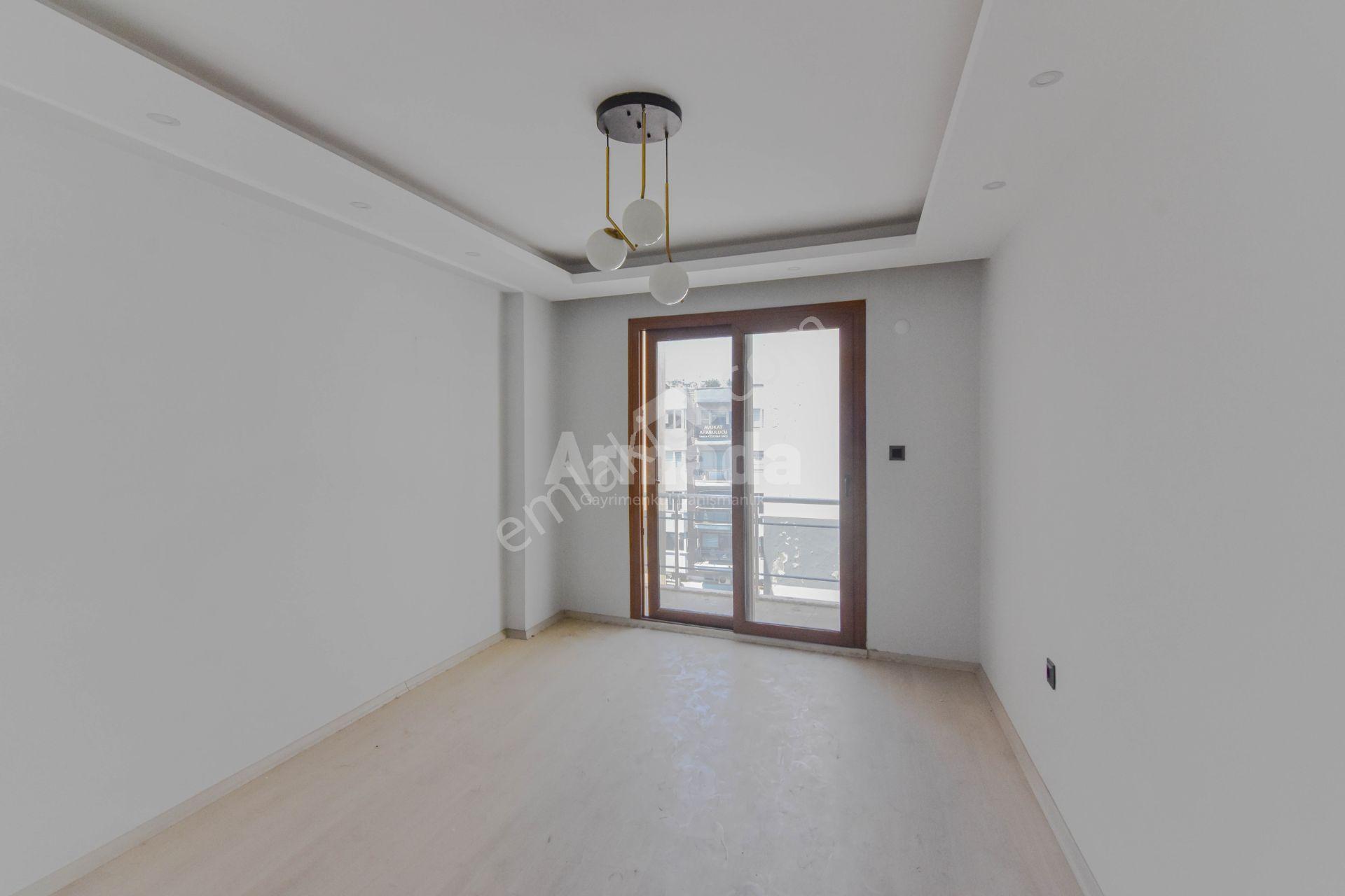 Kuşadasının Kalbinde Satılık 3+1 Çatı Dubleks Daire - Görsel 8