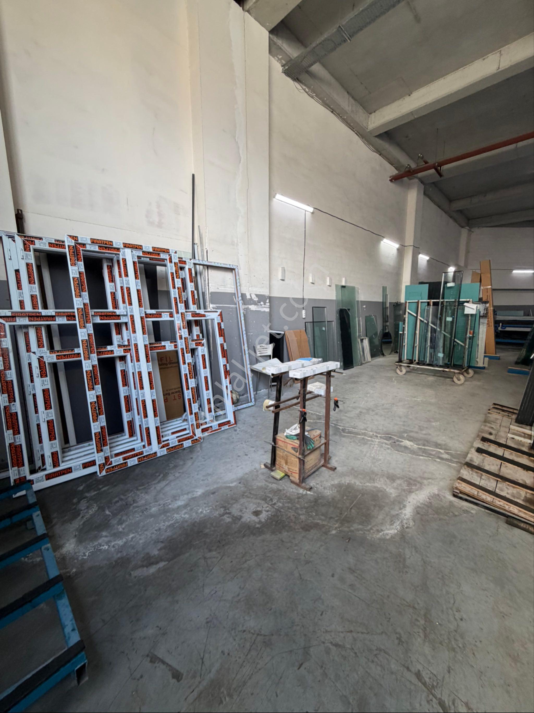 Esenyurt Startowers Altında Satılık Dükkan - Görsel 3