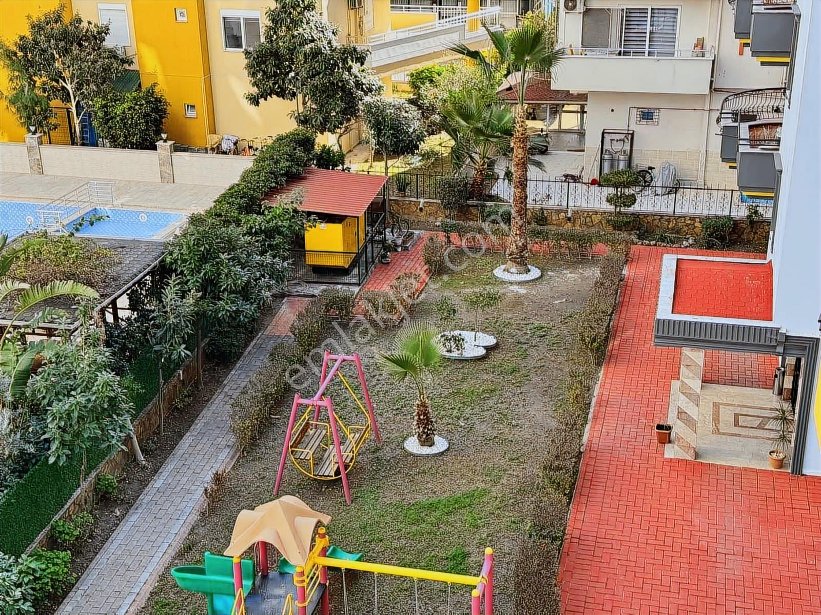 Barbaros Cad. Acil Satılık 2+1 Eşyalı Daire Denize 100m - Görsel 16