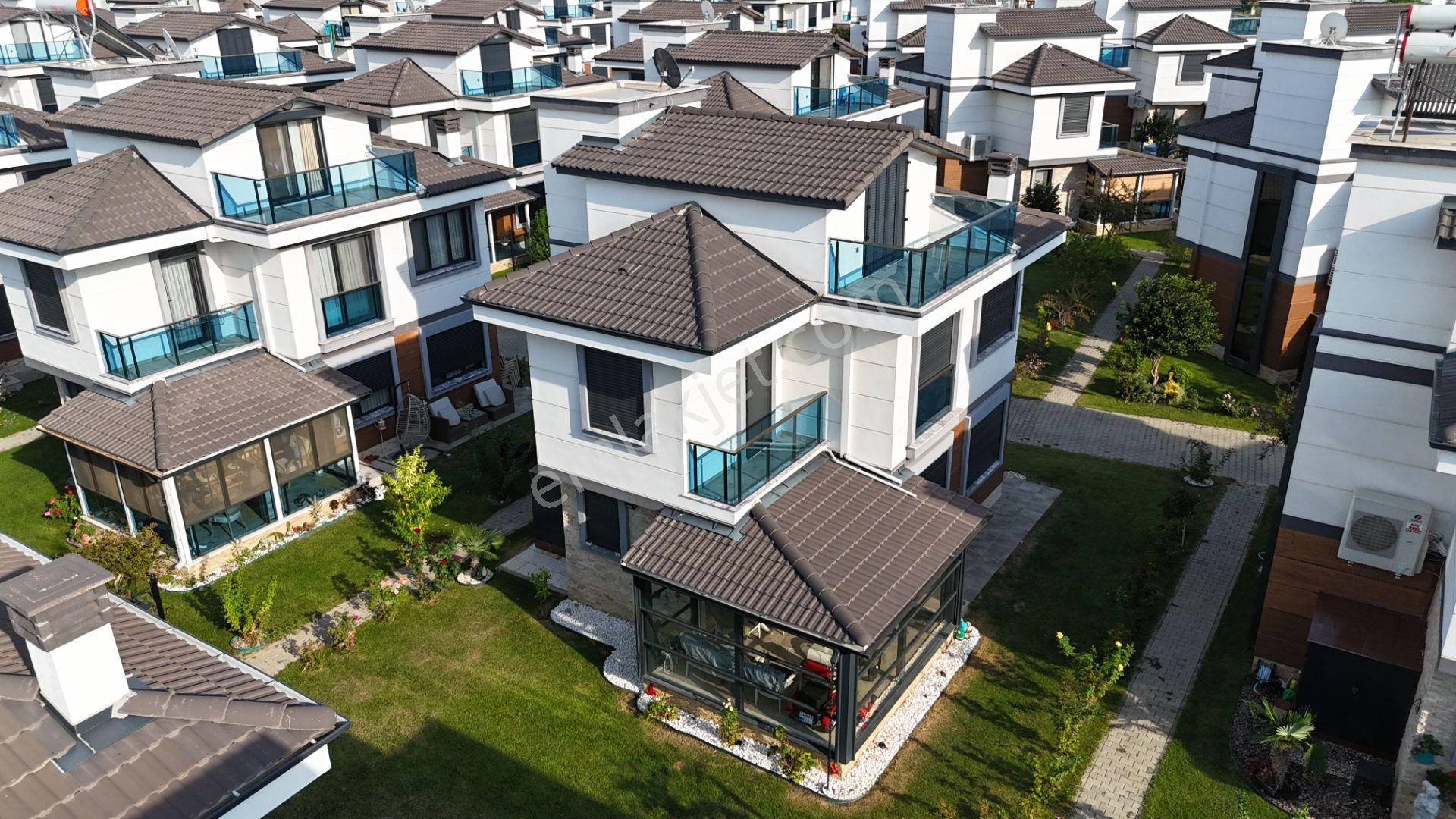 İzmir Dikili Salihler Deniz Manzaralı Havuzlu Satılık 4+1 Villa - Görsel 11