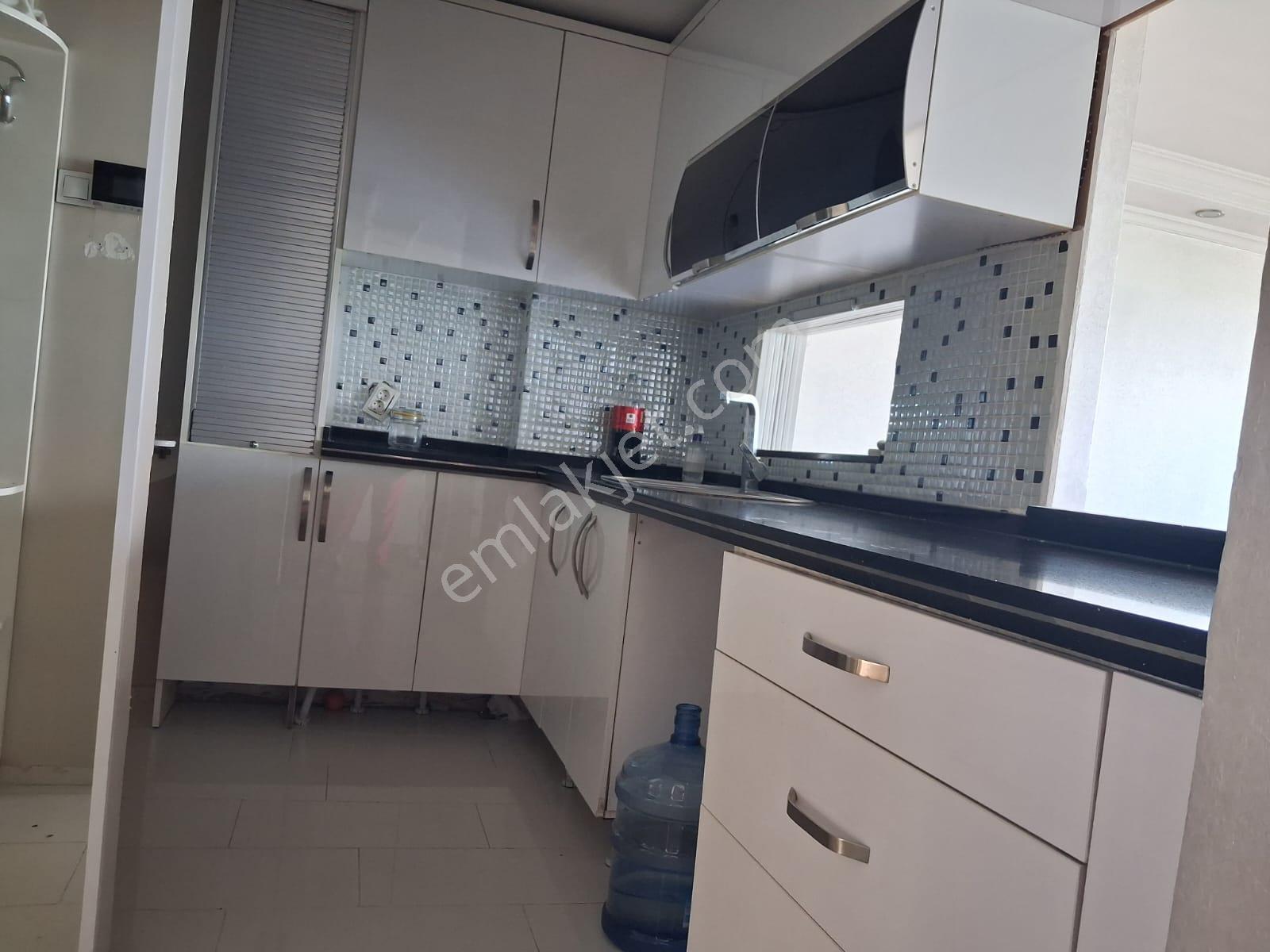 Güzel Yalıda Merkezde 5ci Kat Her Kat Da Tek Daire Yalı Ful Köfrez Manzaralı - Görsel 27