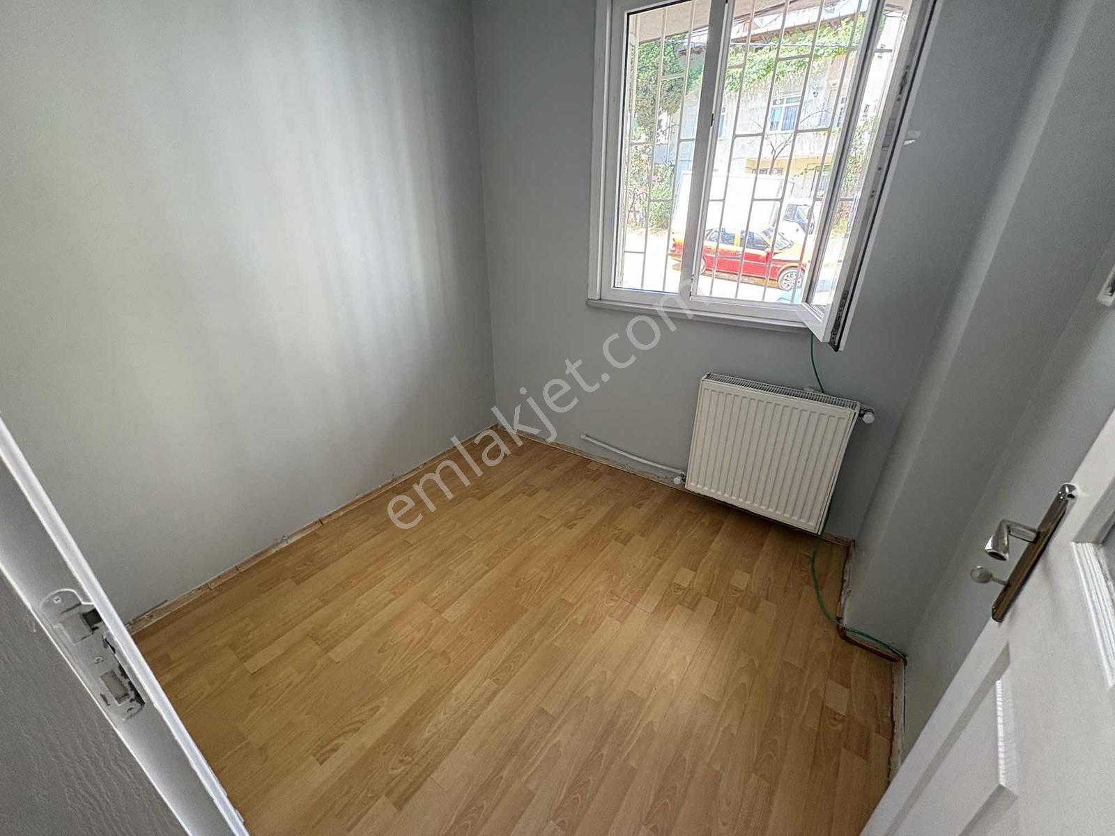 Acil!!pendik Kavakpınarda Caddeye Yakın 2+1 Yüksek Giriş Daire - Görsel 12