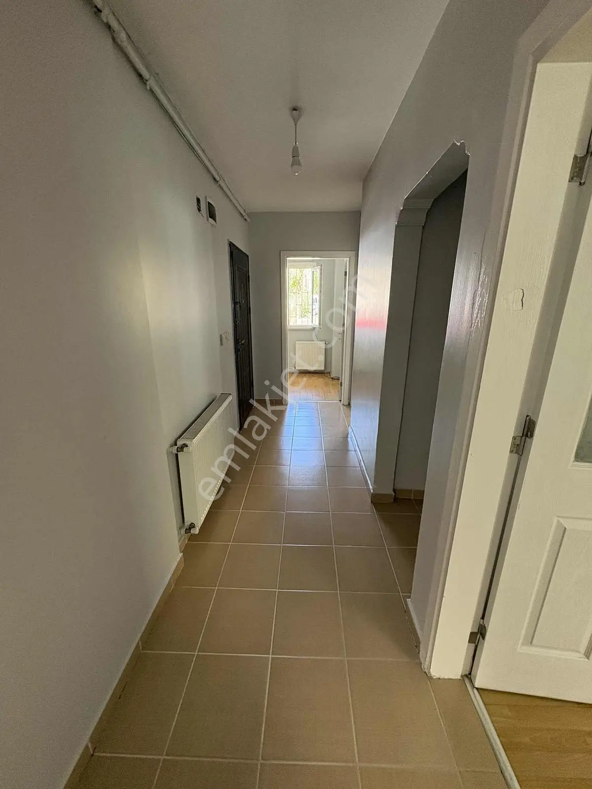 Acil!!pendik Kavakpınarda Caddeye Yakın 2+1 Yüksek Giriş Daire - Görsel 3