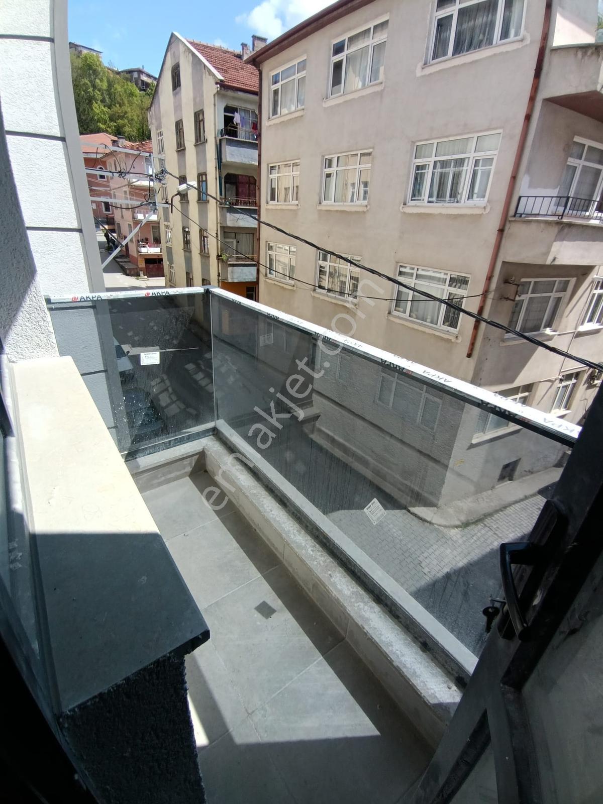 Kastamonu Merkez Çarşıda 1+1 Sıfır Eşyalı Kiralık Daire - Görsel 14