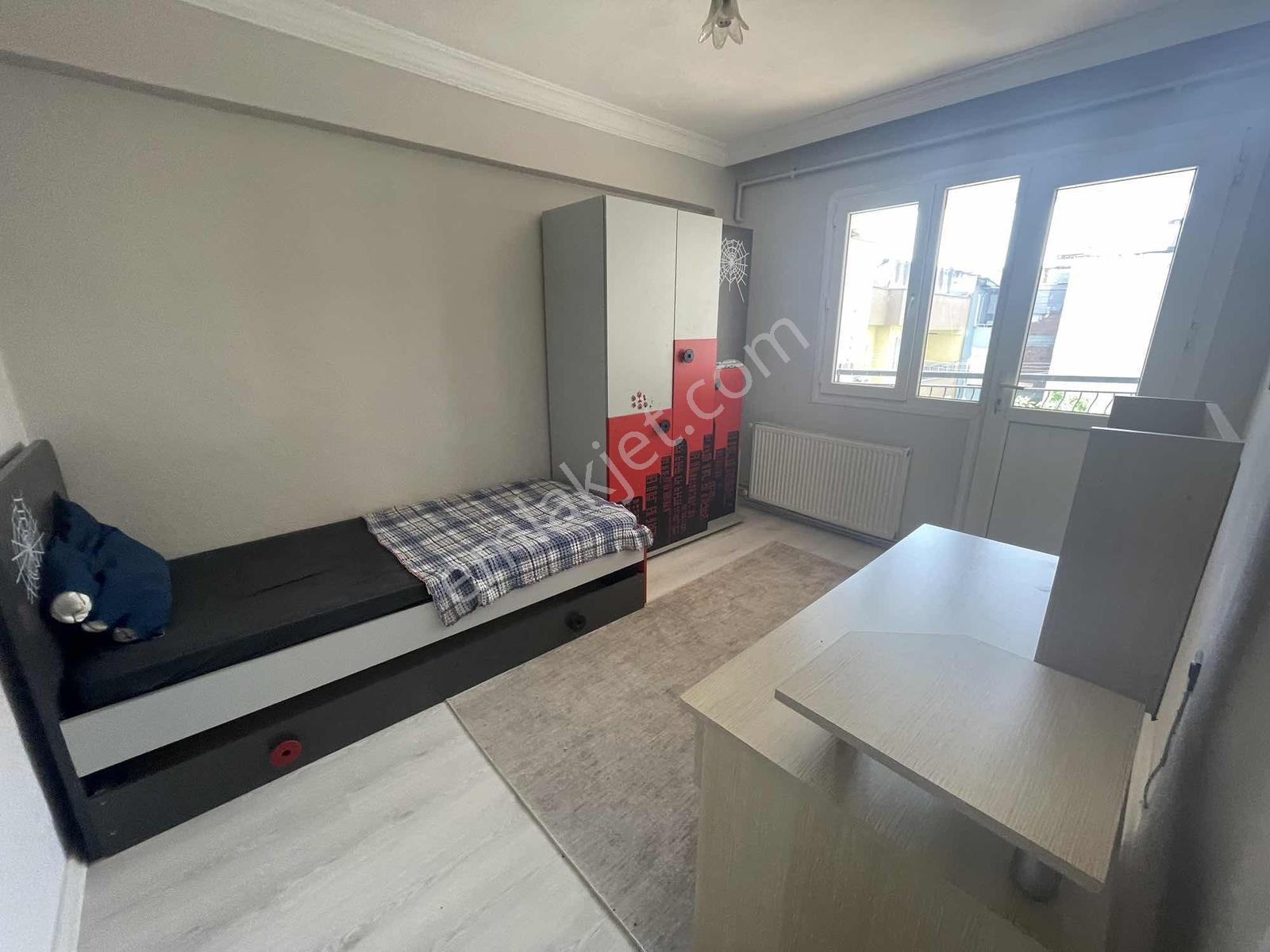 Başarı Caddesi Üzeri Arakat Doğalgazlı Eşyalı 2+1 - Görsel 26