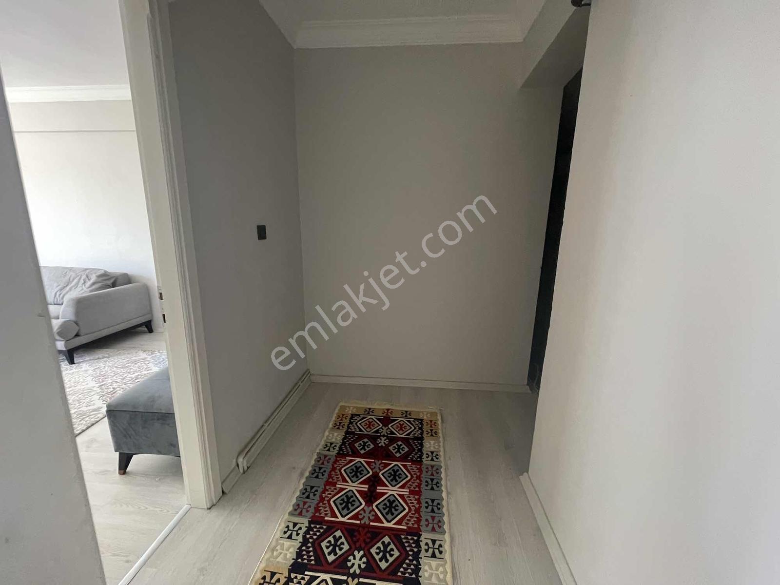 Başarı Caddesi Üzeri Arakat Doğalgazlı Eşyalı 2+1 - Görsel 4