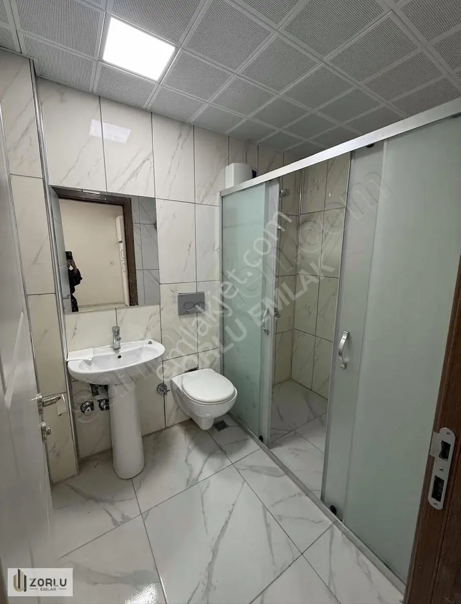 Şafak Mahallesinde Sıfır Eşyalı Asansörlü 1+1 Kiralık Daire - Görsel 4